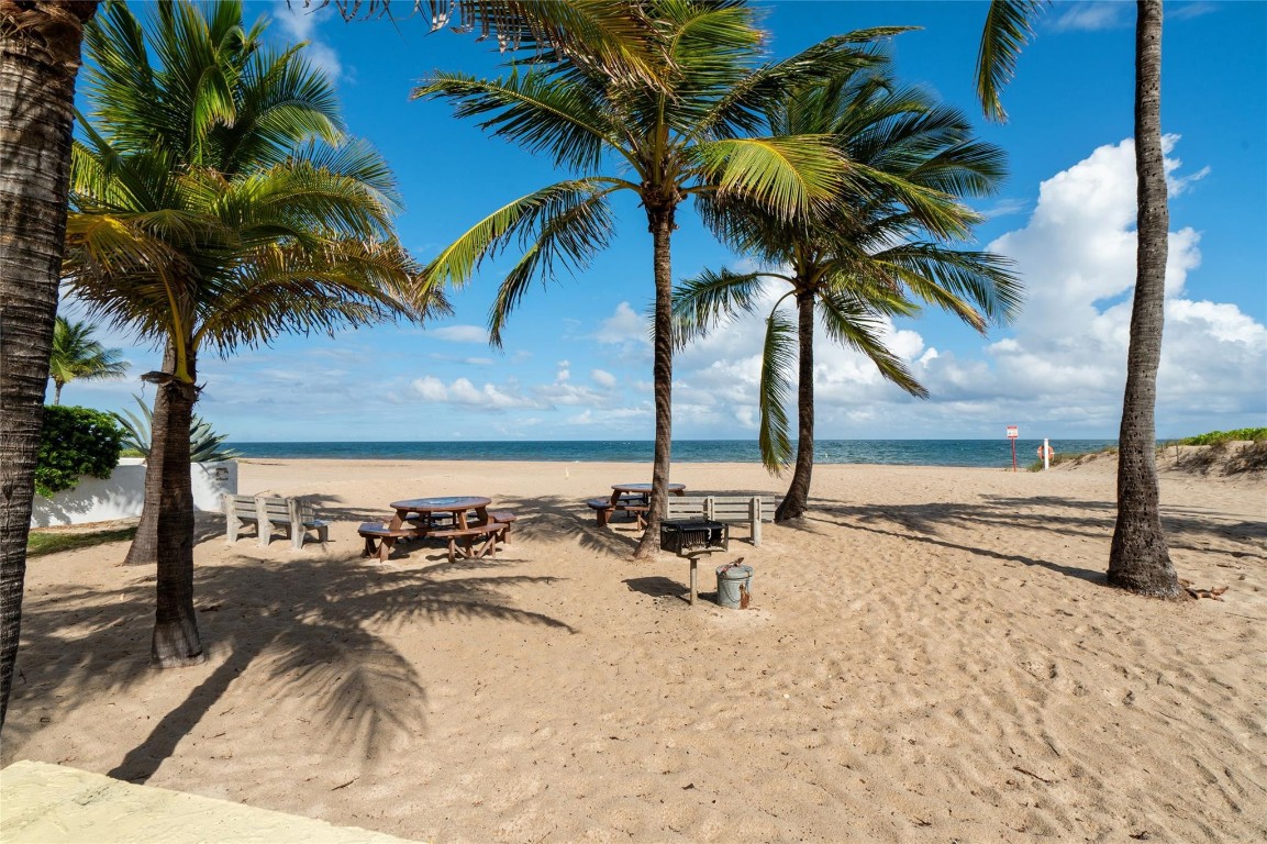 2 Sunset Pompano Beach, FL 33062