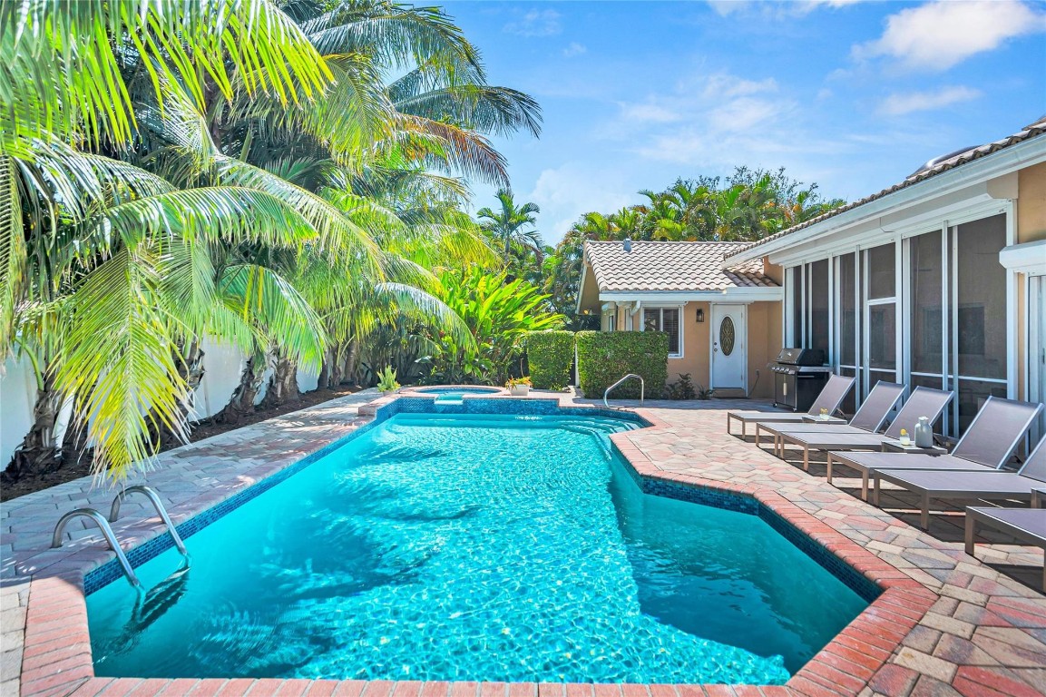 1643 Seabreeze Fort Lauderdale, FL 33316