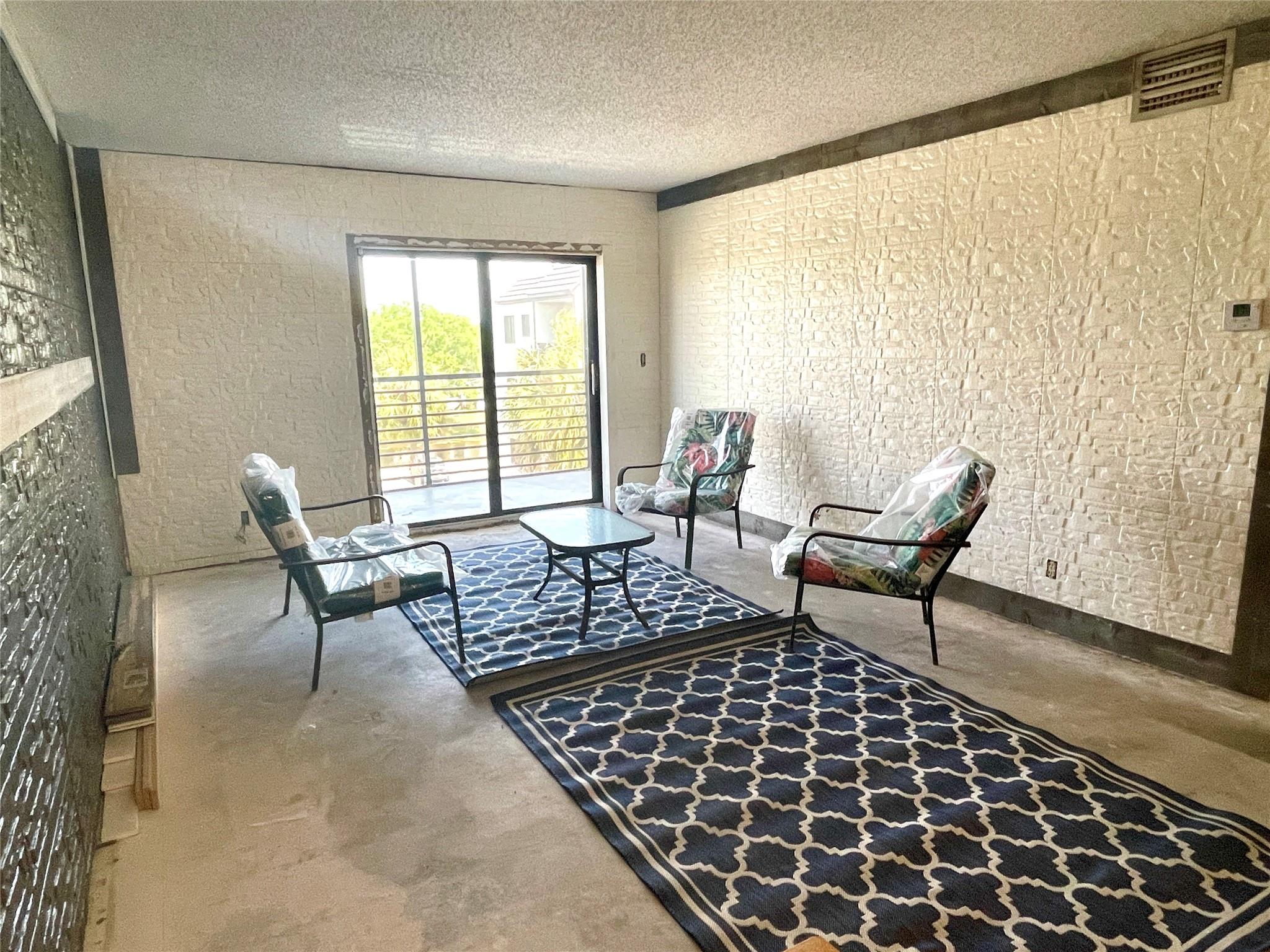 3720 N Pine Is Rd #436