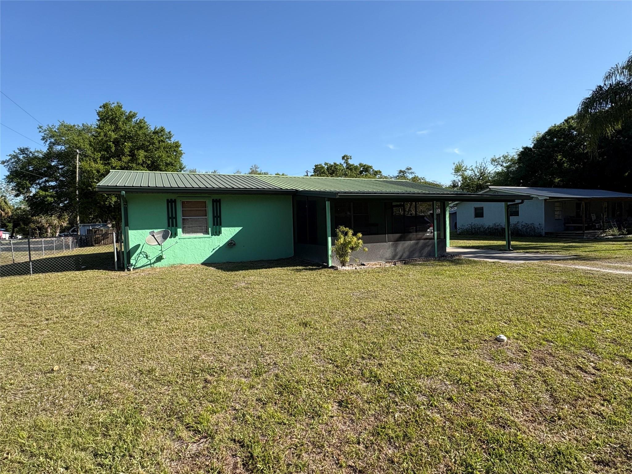 1120 SW 8th Ct