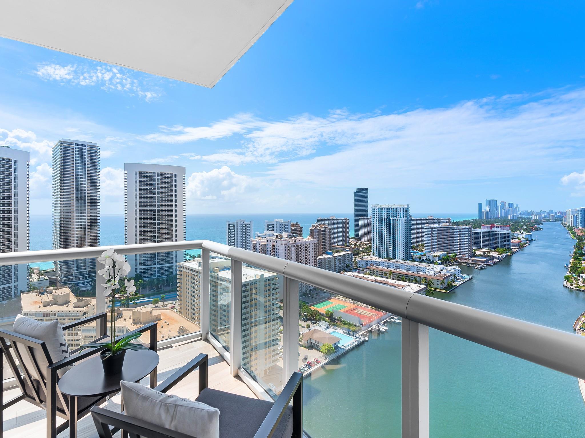 image Beachwalk Condominium8