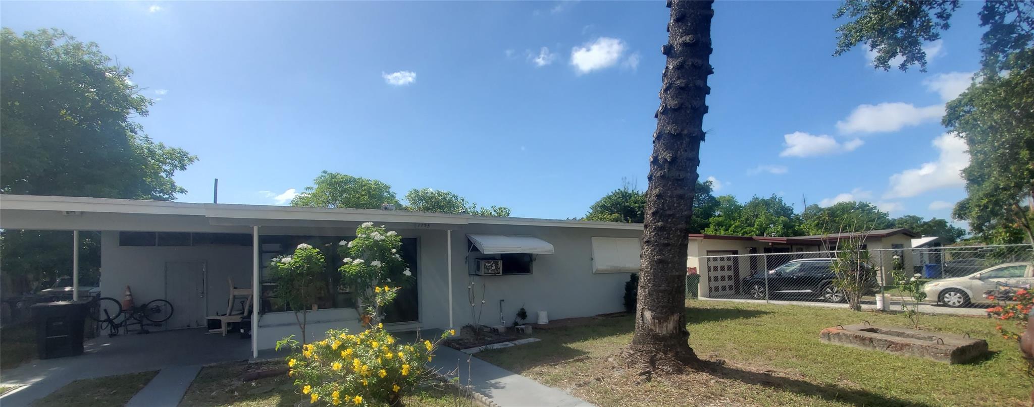 1795 Lauderdale Manor Dr