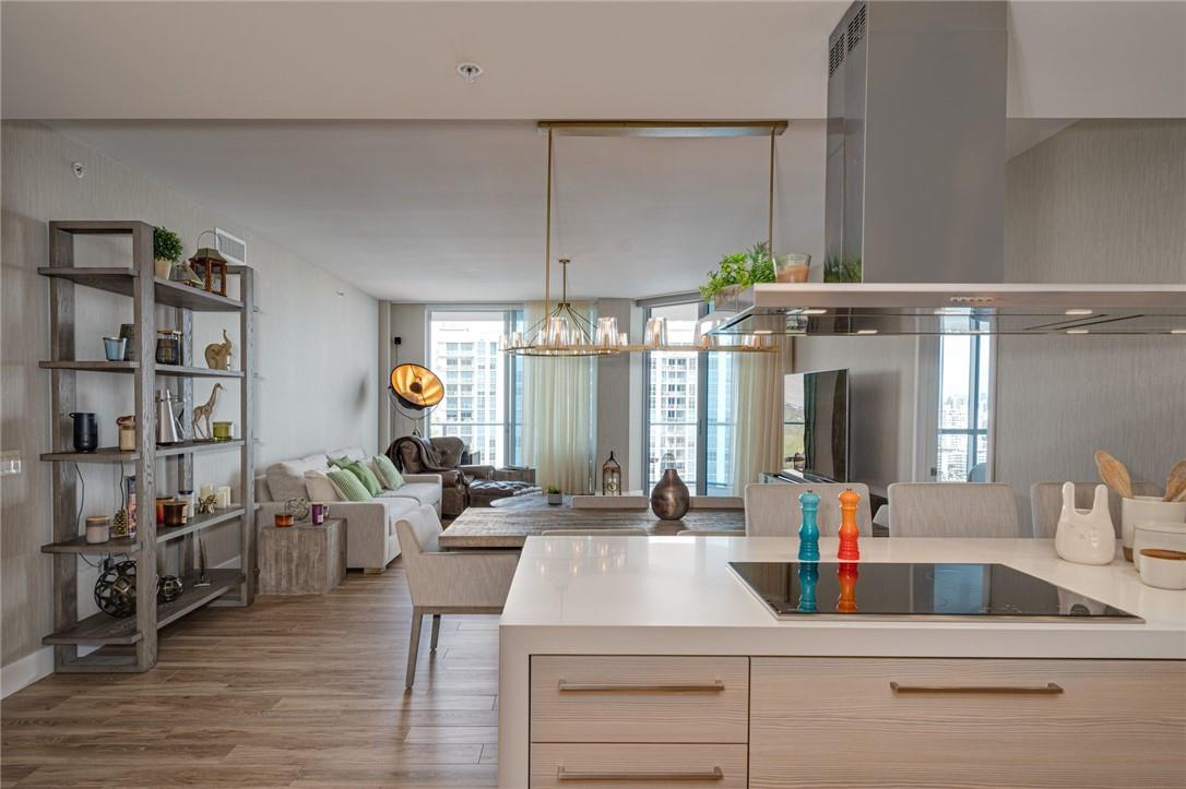 17111 Biscayne Blvd #2105 + 1 BOAT SLIP North Miami Beach, FL 33160