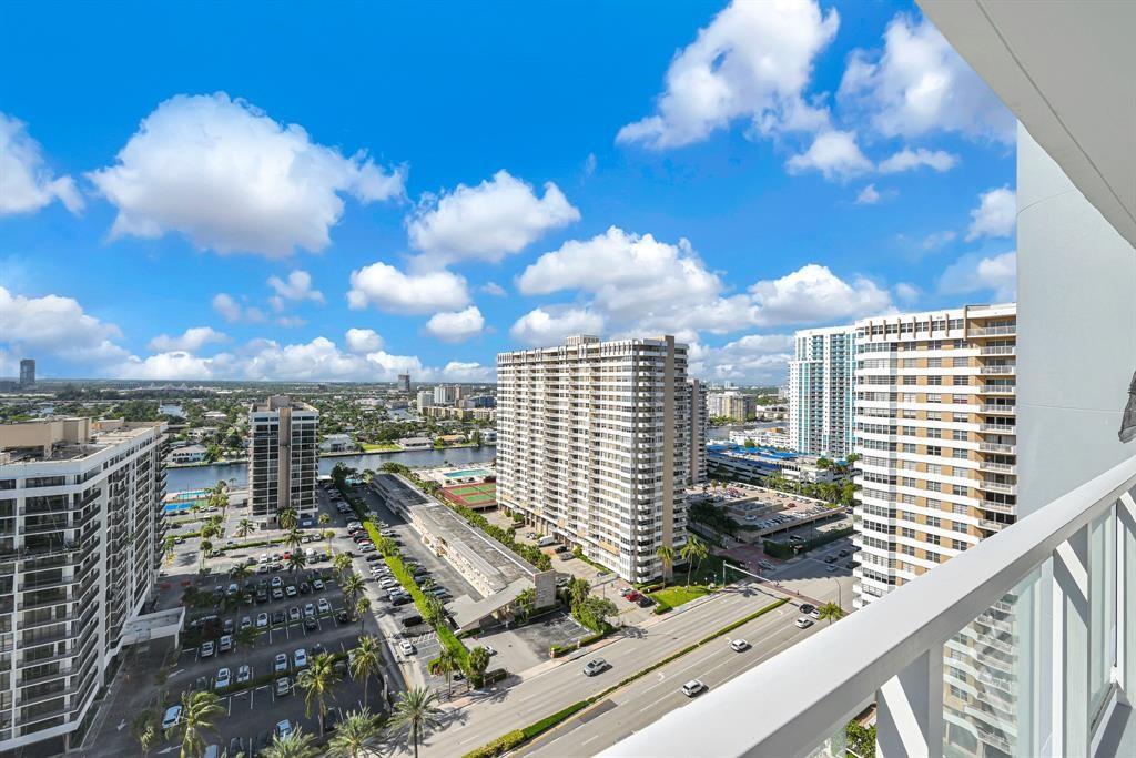 2030 S Ocean Dr #2027