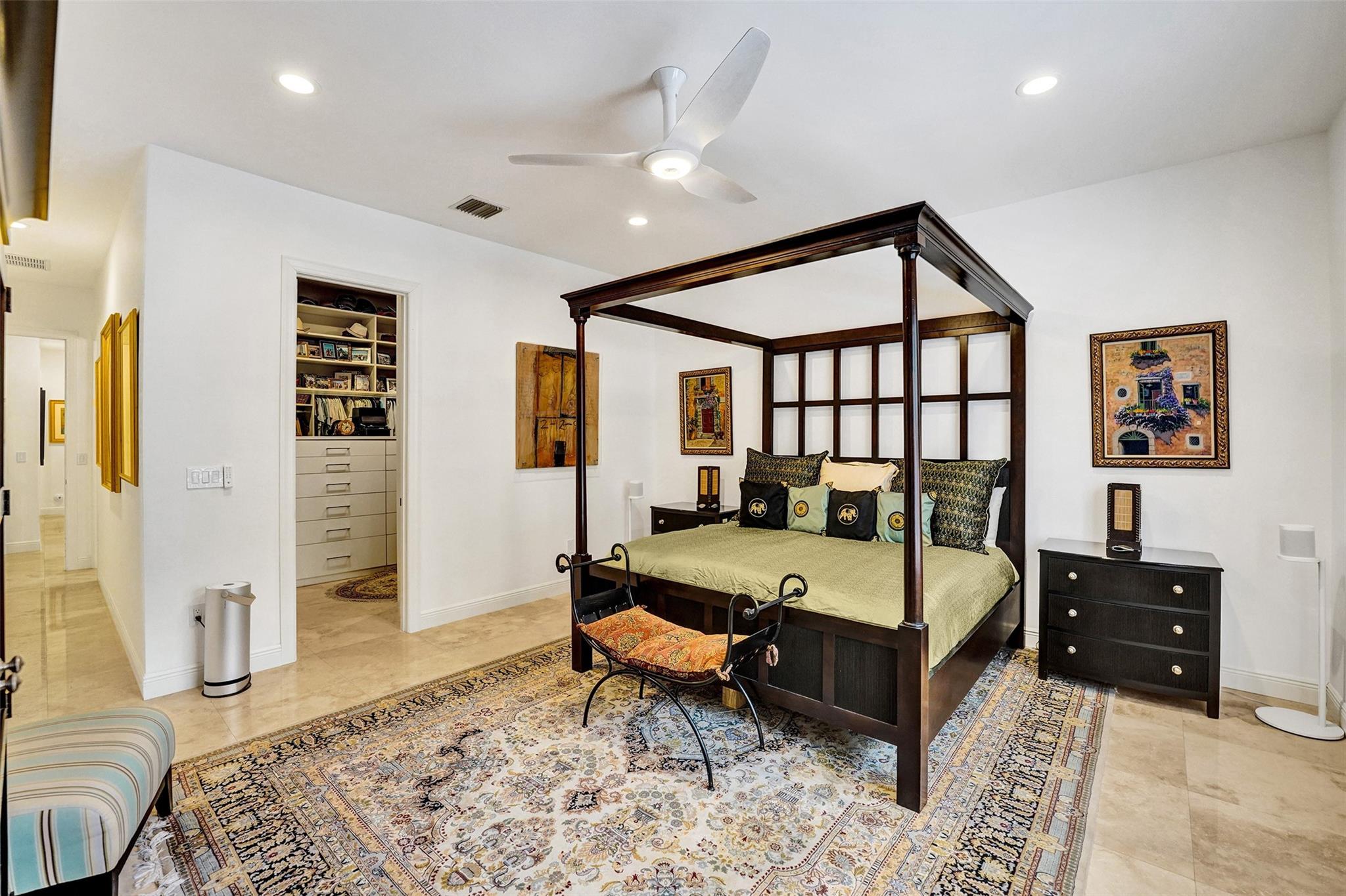 517 NE 11th Ave Fort Lauderdale, FL 33301