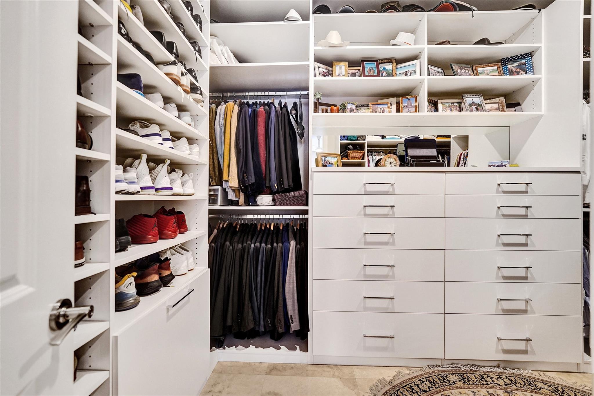 517 NE 11th Ave Fort Lauderdale, FL 33301