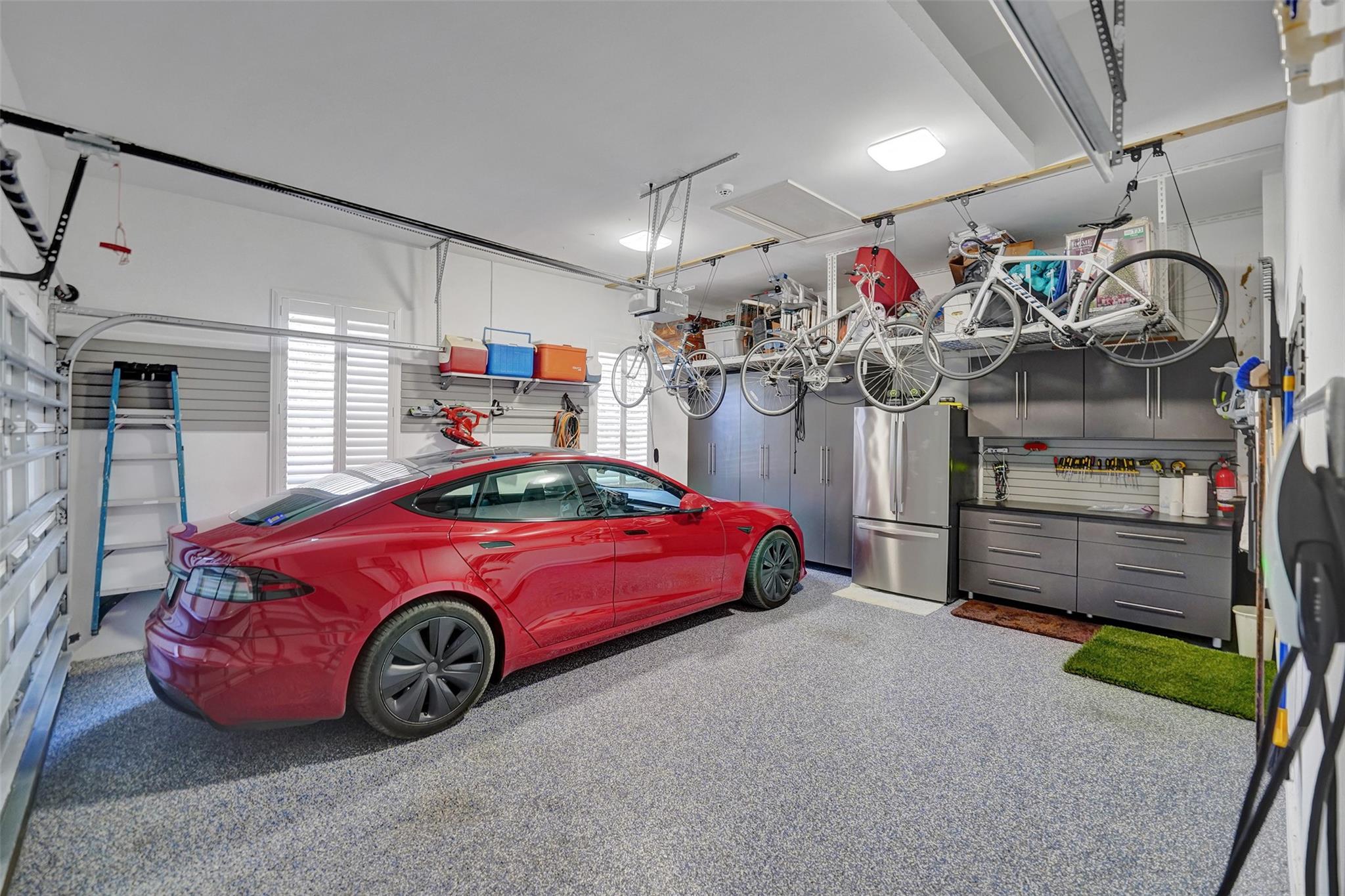 517 NE 11th Ave Fort Lauderdale, FL 33301