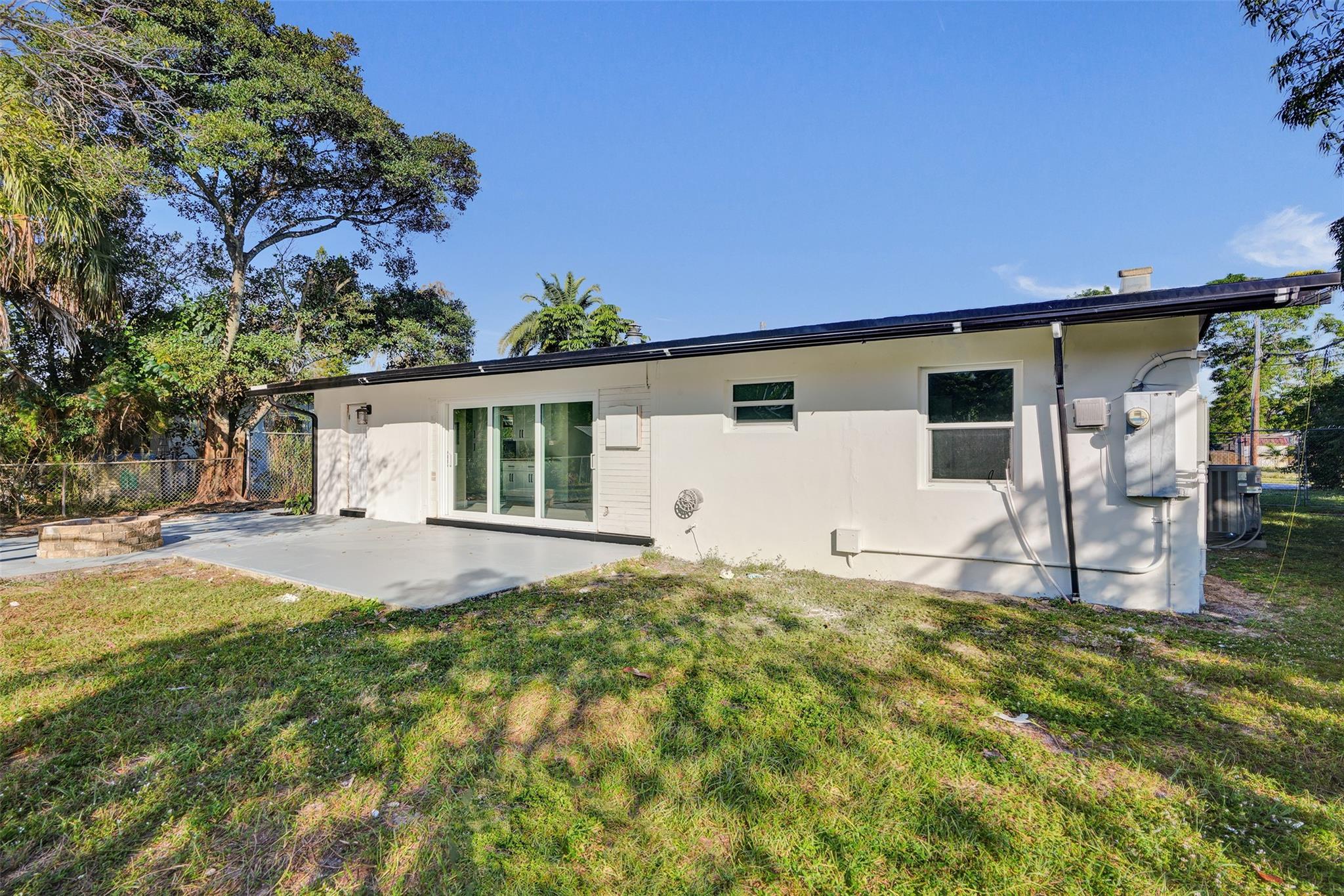 3024 SW 10th St Fort Lauderdale, FL 33312