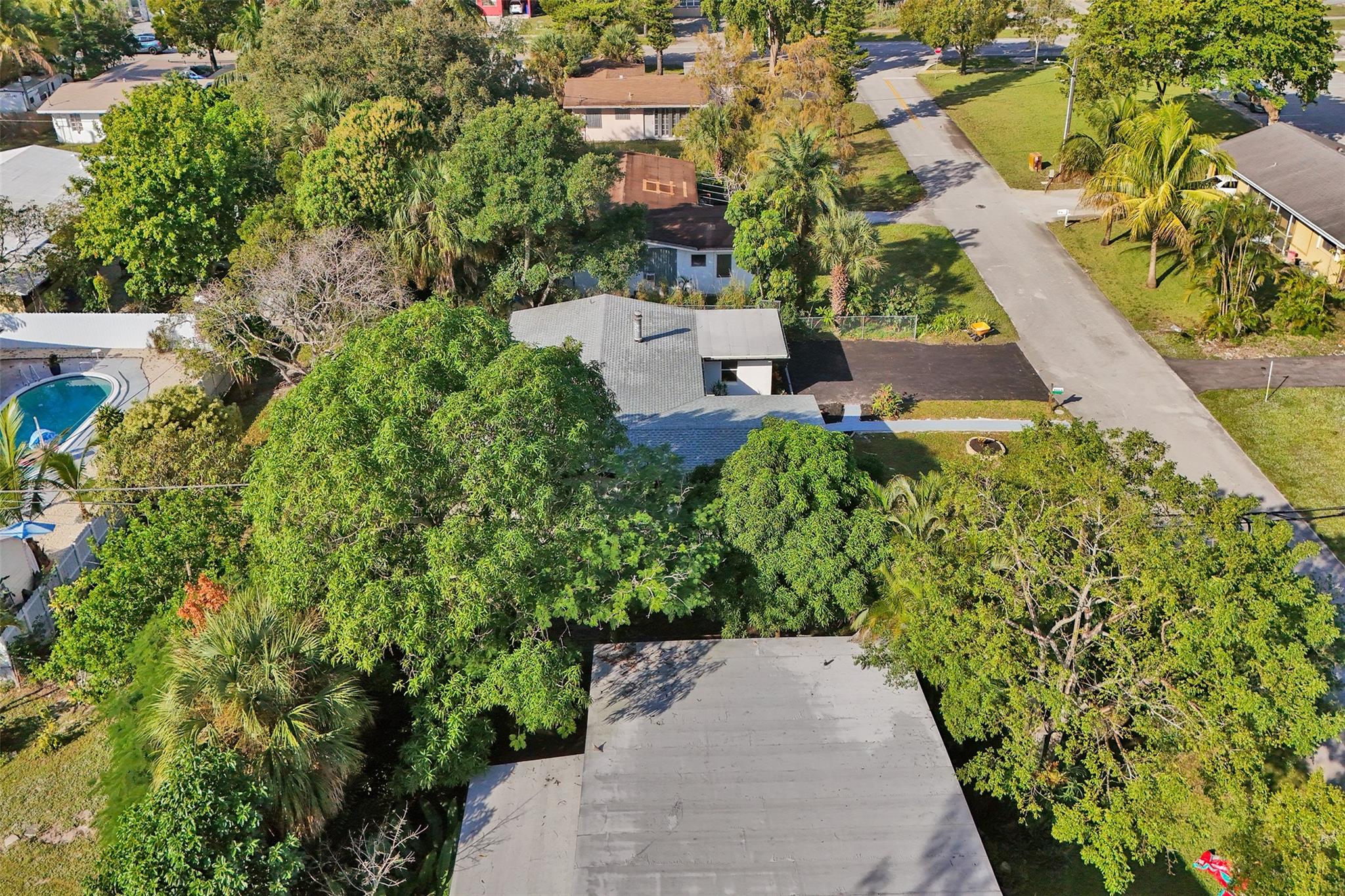 3024 SW 10th St Fort Lauderdale, FL 33312