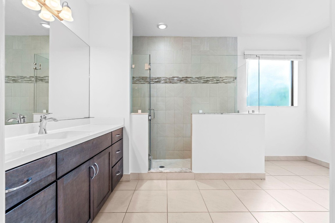 8870 NW 37th Coral Springs, FL 33065