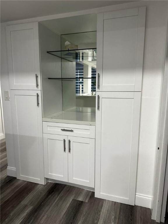 800 Parkview Dr #829 Hallandale Beach, FL 33009