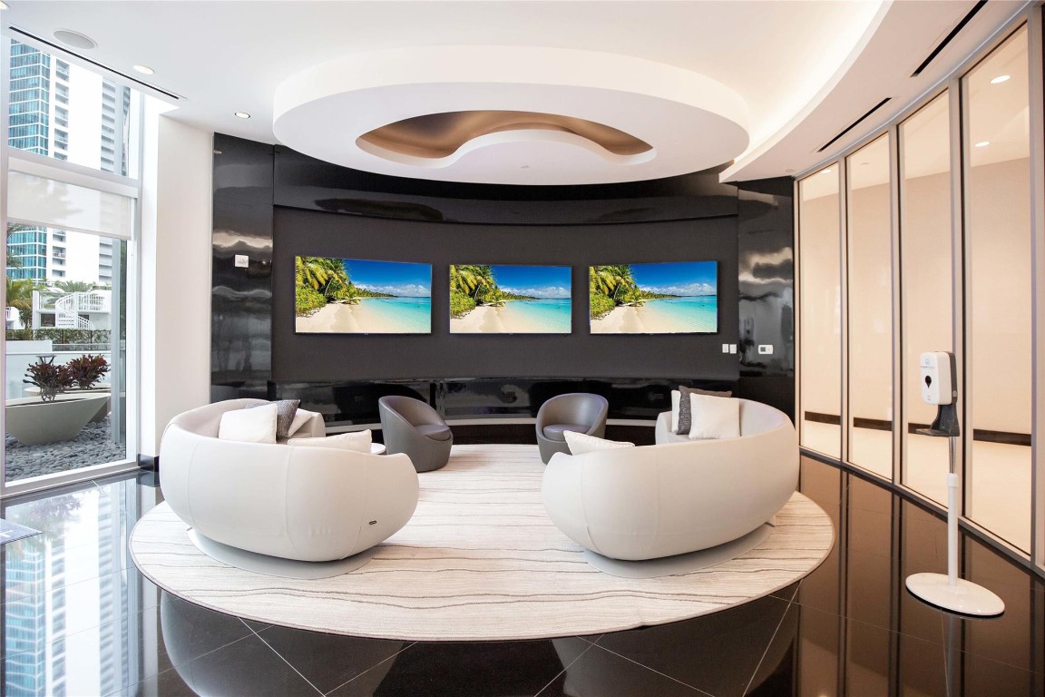 image Paramount Miami Worldcenter37