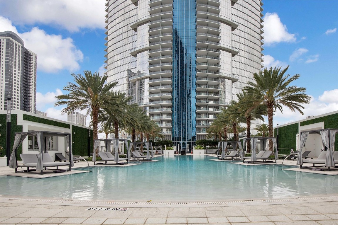 image Paramount Miami Worldcenter44