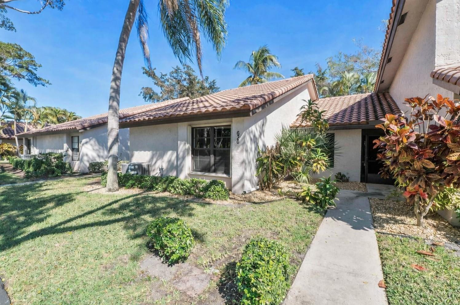 620 Deer Crk Edgewater #620