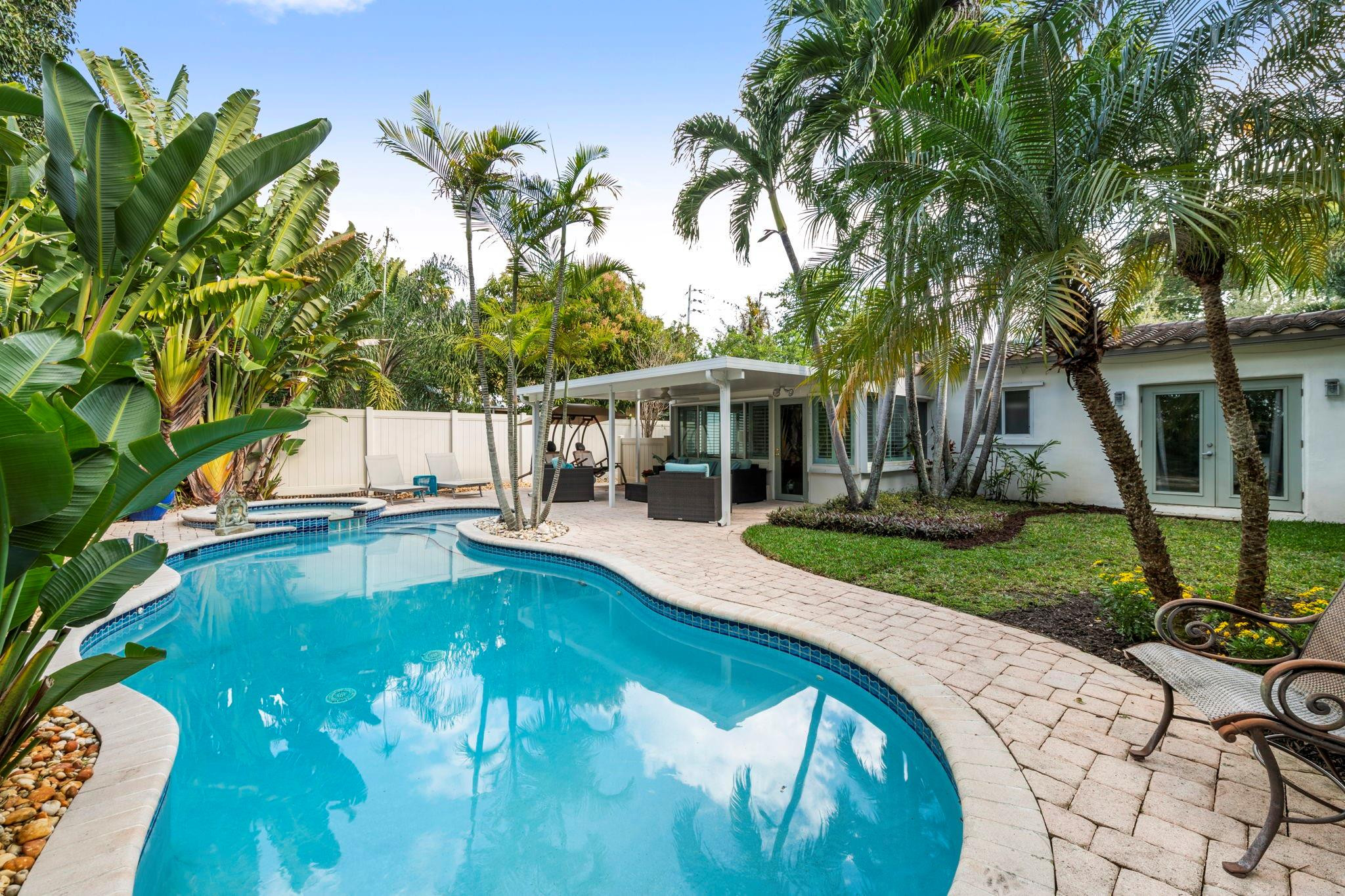 1815 N Victoria Park Fort Lauderdale, FL 33305