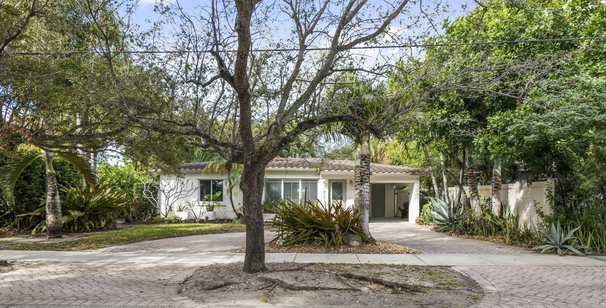 1815 N Victoria Park Fort Lauderdale, FL 33305