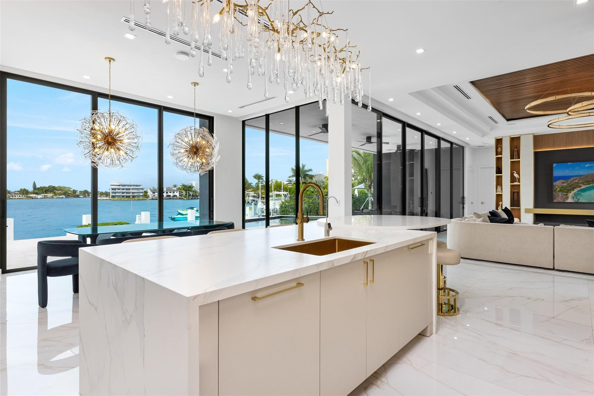 1371 W Terra Mar Pompano Beach, FL 33062