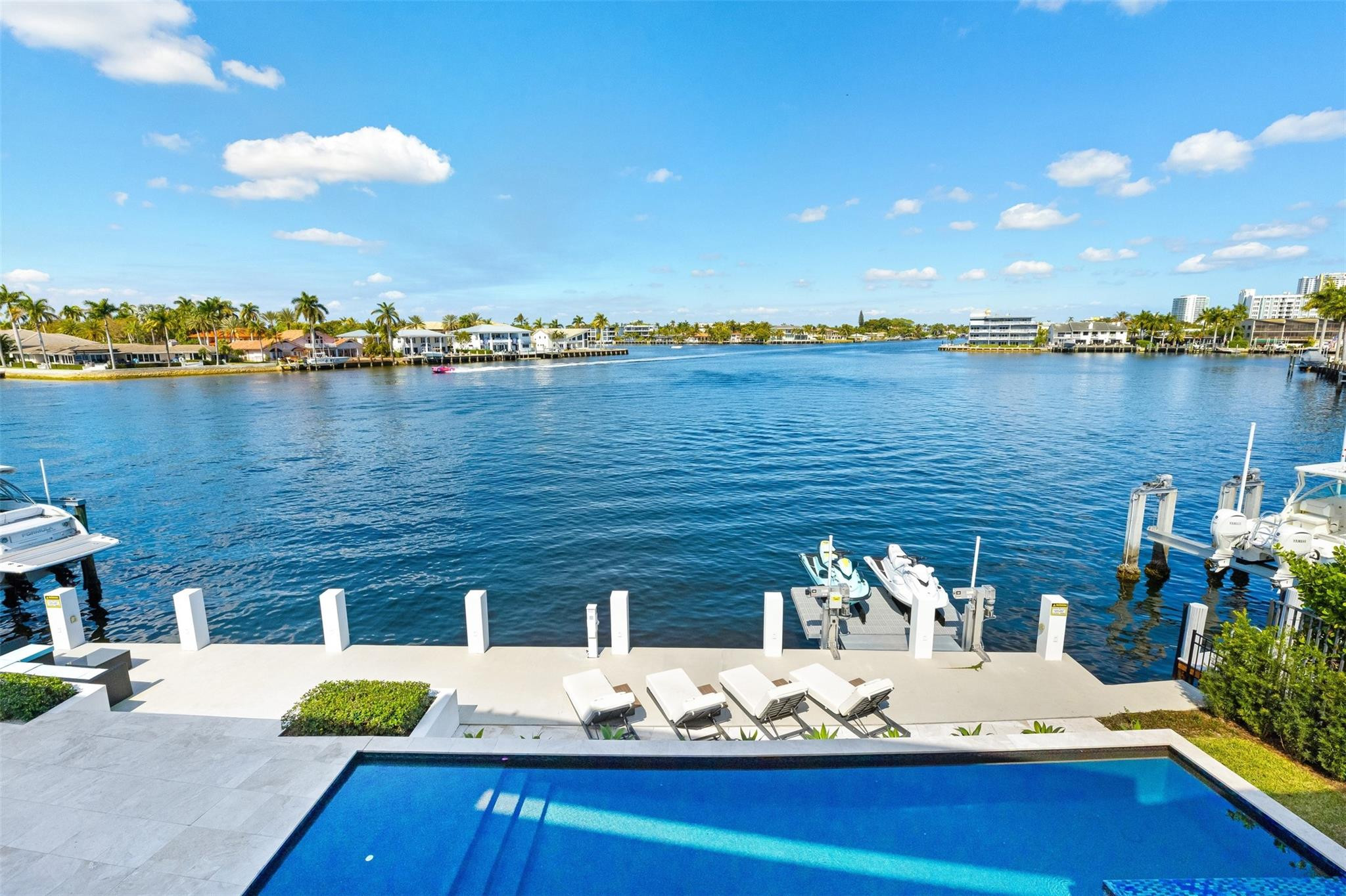 1371 W Terra Mar Pompano Beach, FL 33062