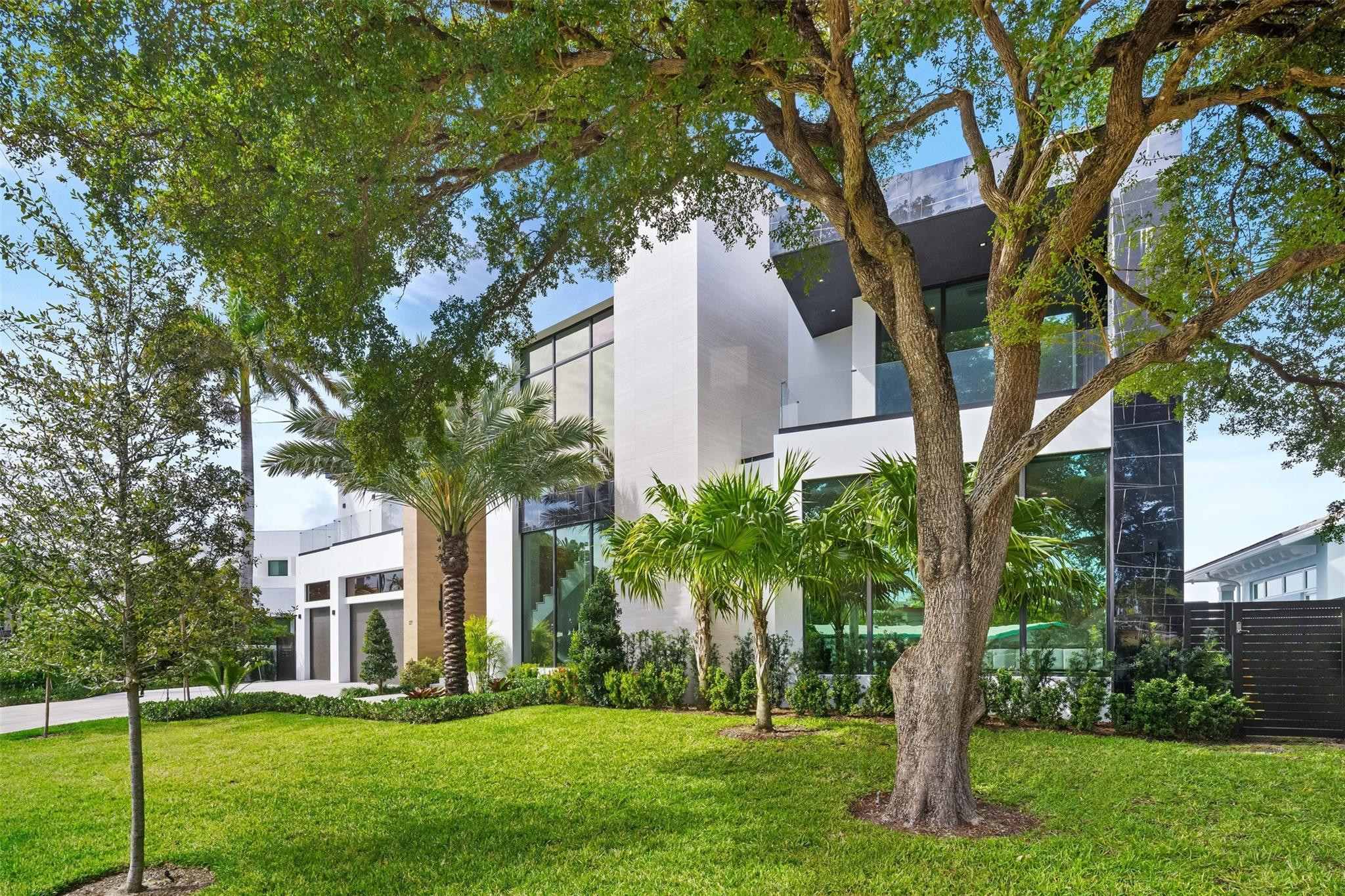 1371 W Terra Mar Pompano Beach, FL 33062