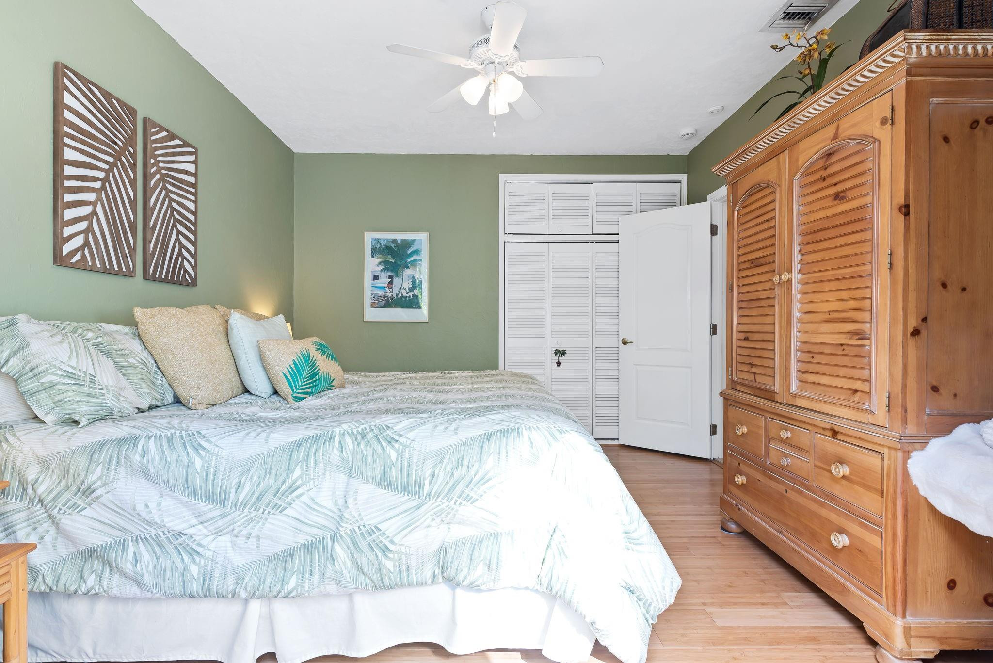 1030 Polk Hollywood, FL 33019