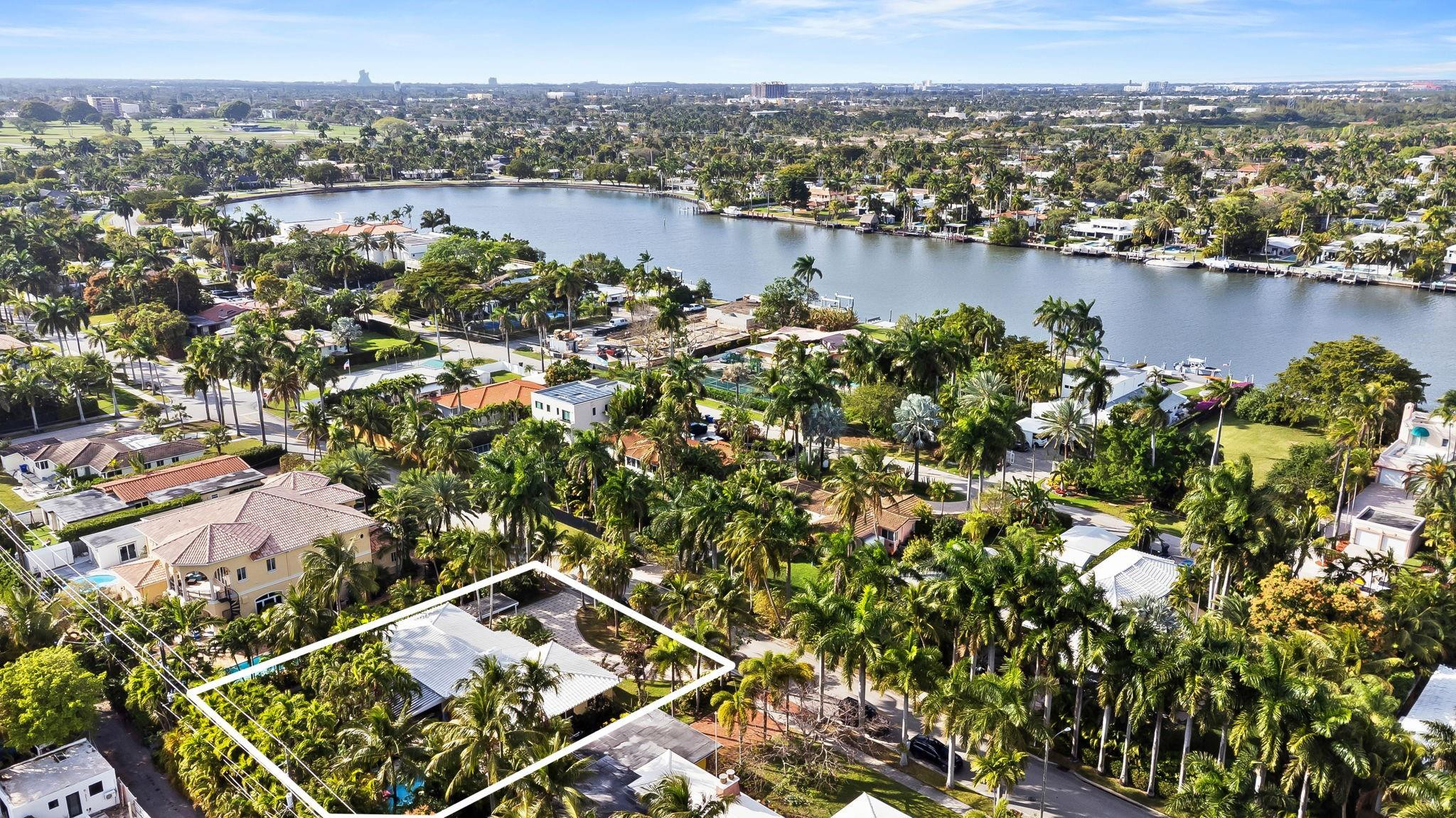 1030 Polk Hollywood, FL 33019