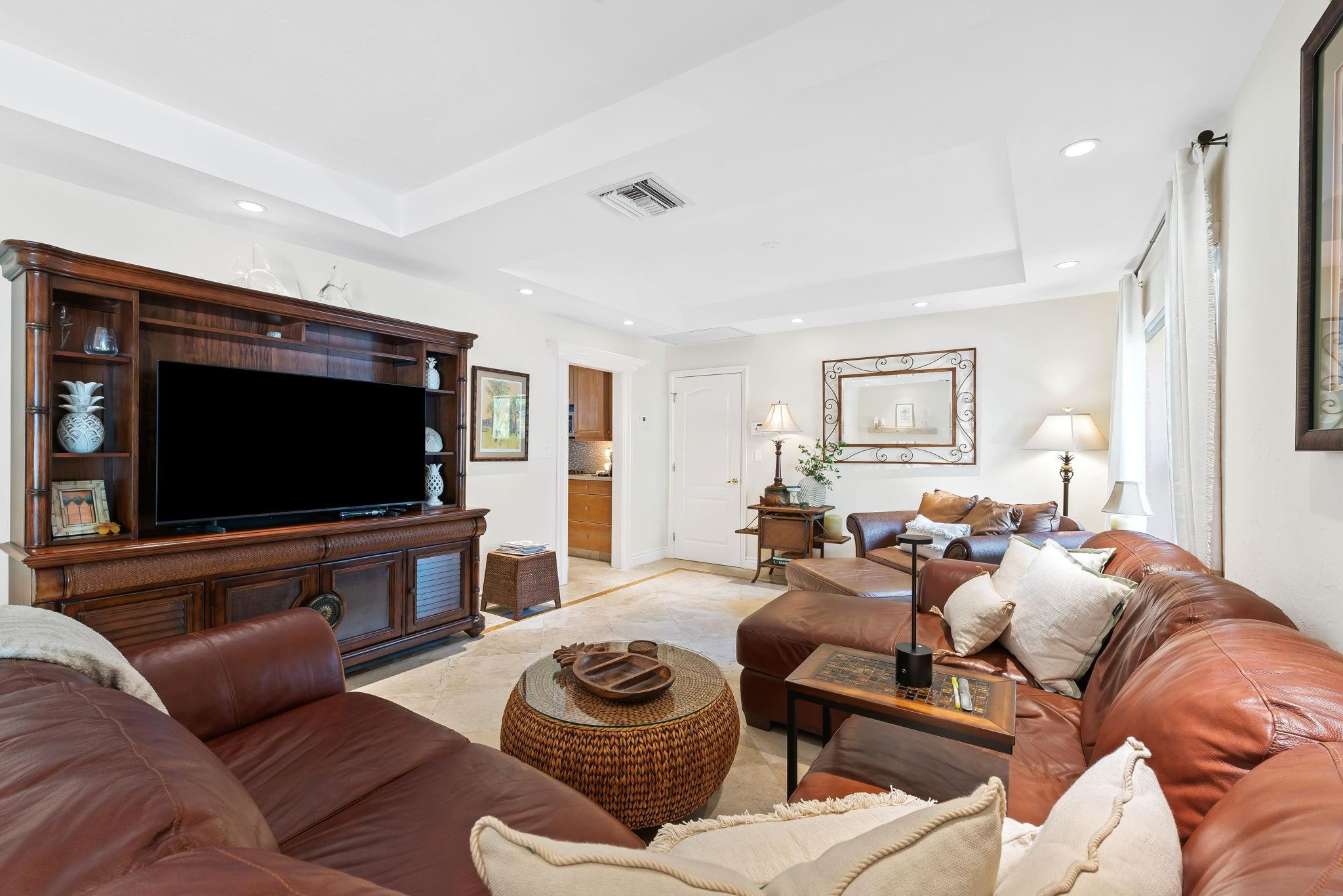 1030 Polk Hollywood, FL 33019