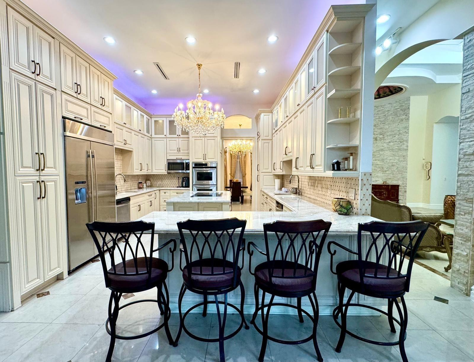 5981 SW 37th Fort Lauderdale, FL 33312