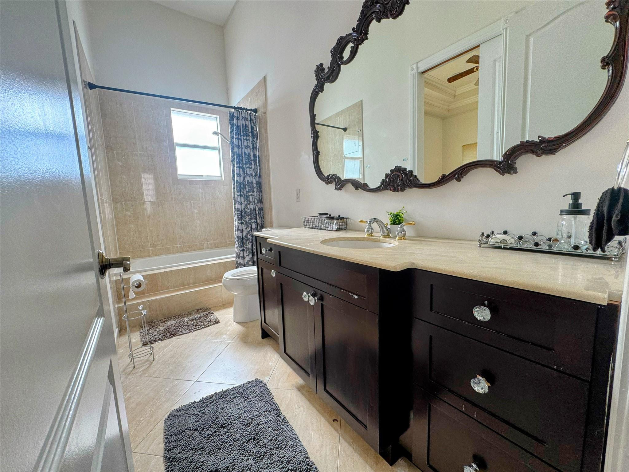 5981 SW 37th Fort Lauderdale, FL 33312