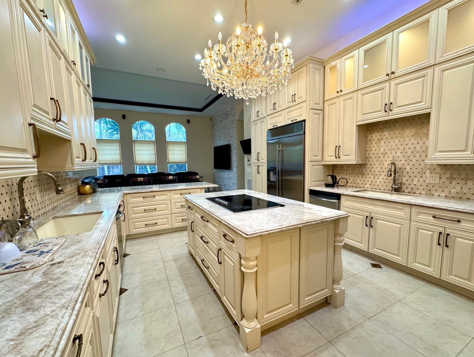 5981 SW 37th Fort Lauderdale, FL 33312