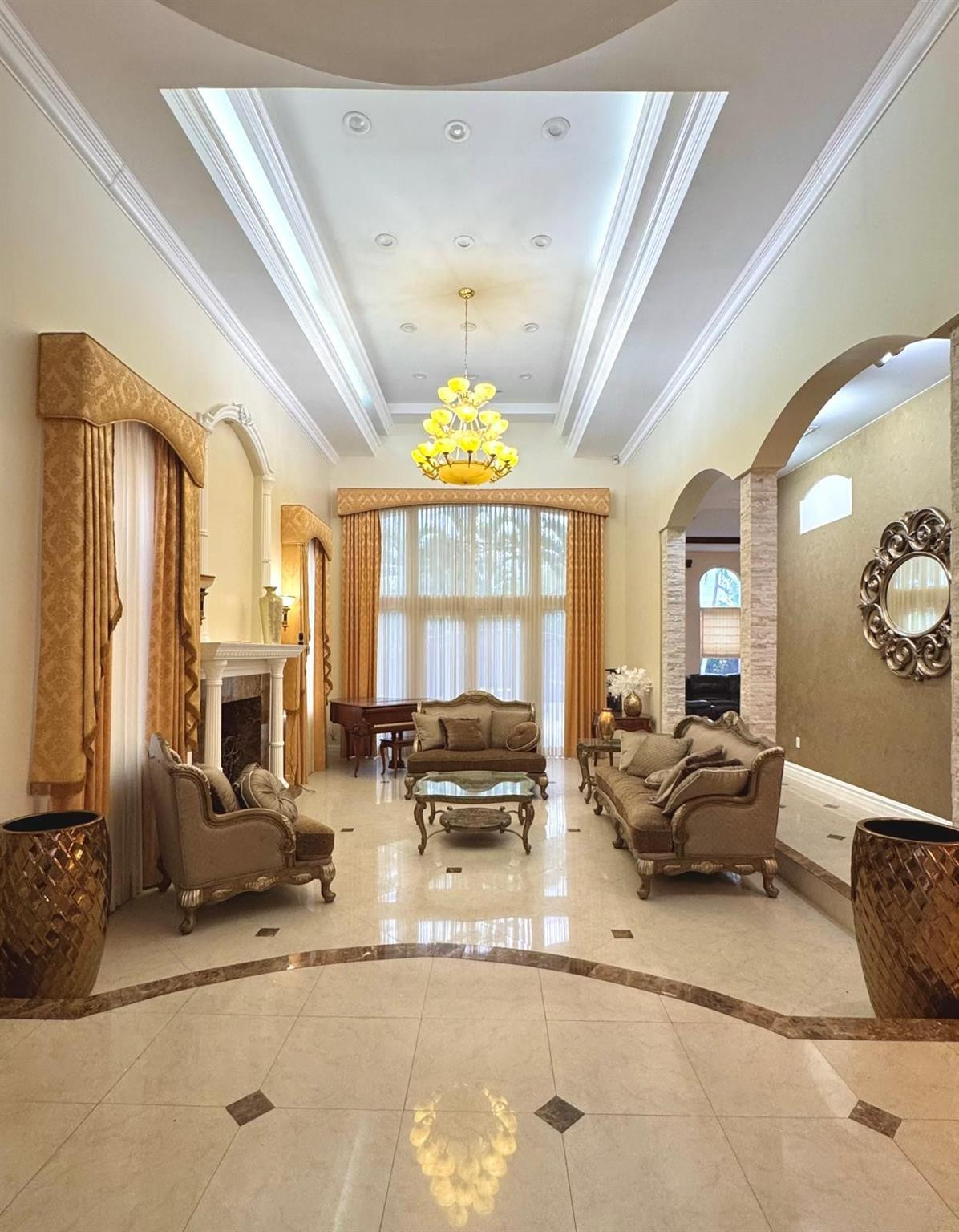 5981 SW 37th Fort Lauderdale, FL 33312