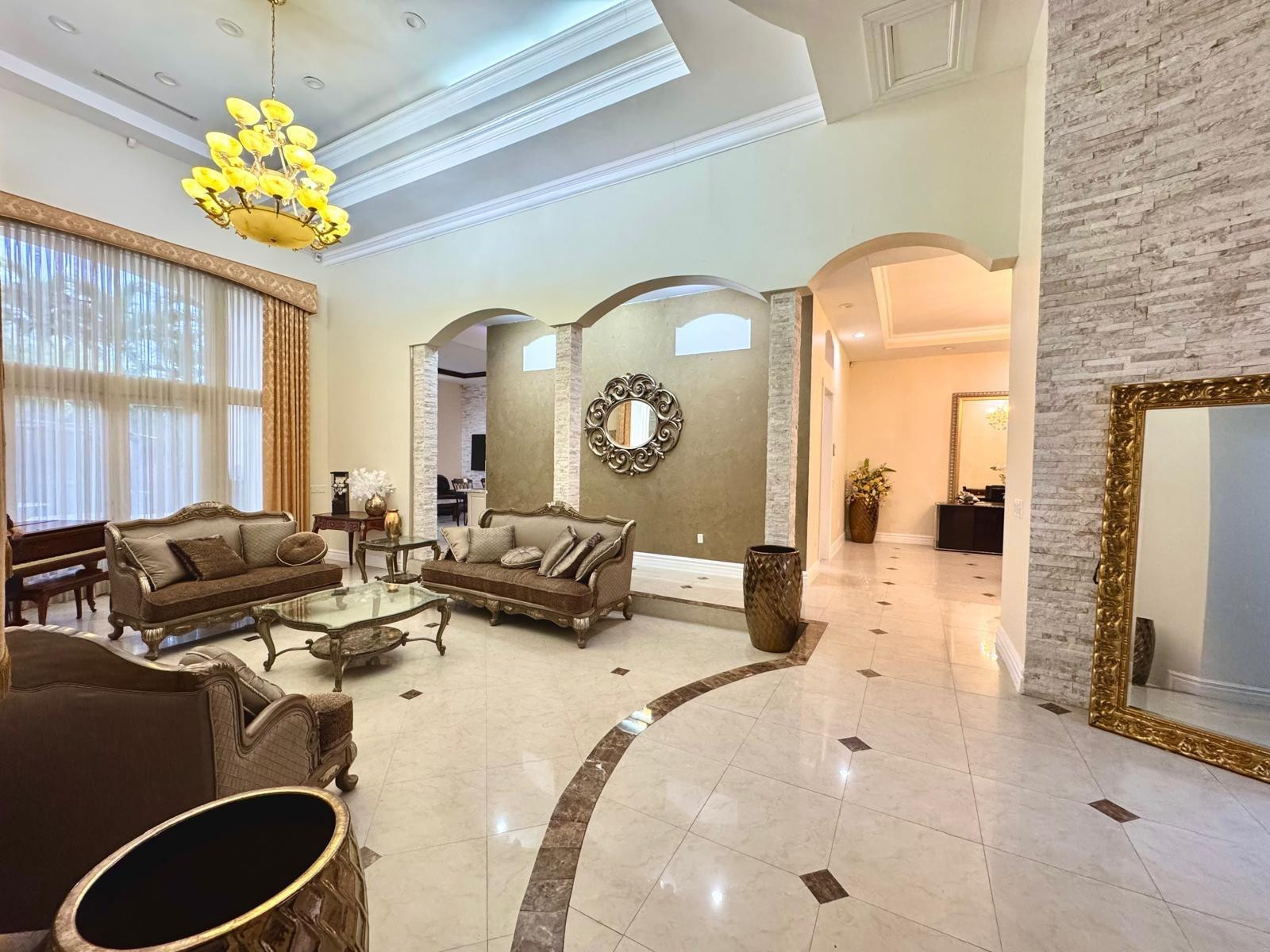 5981 SW 37th Fort Lauderdale, FL 33312