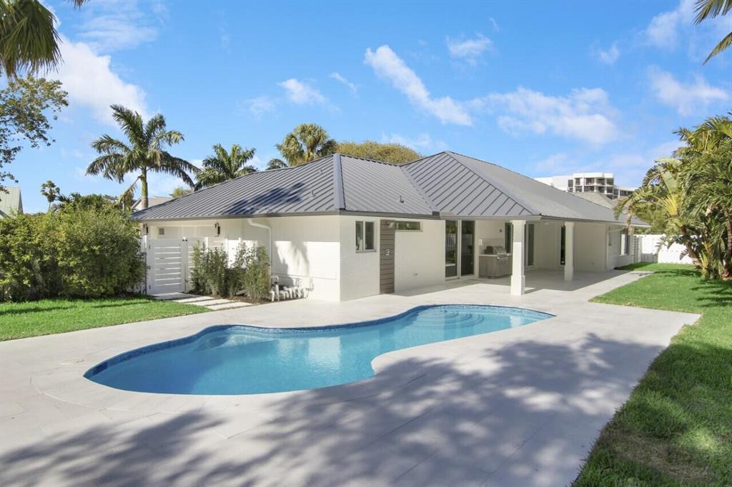 1504 Ocean Way