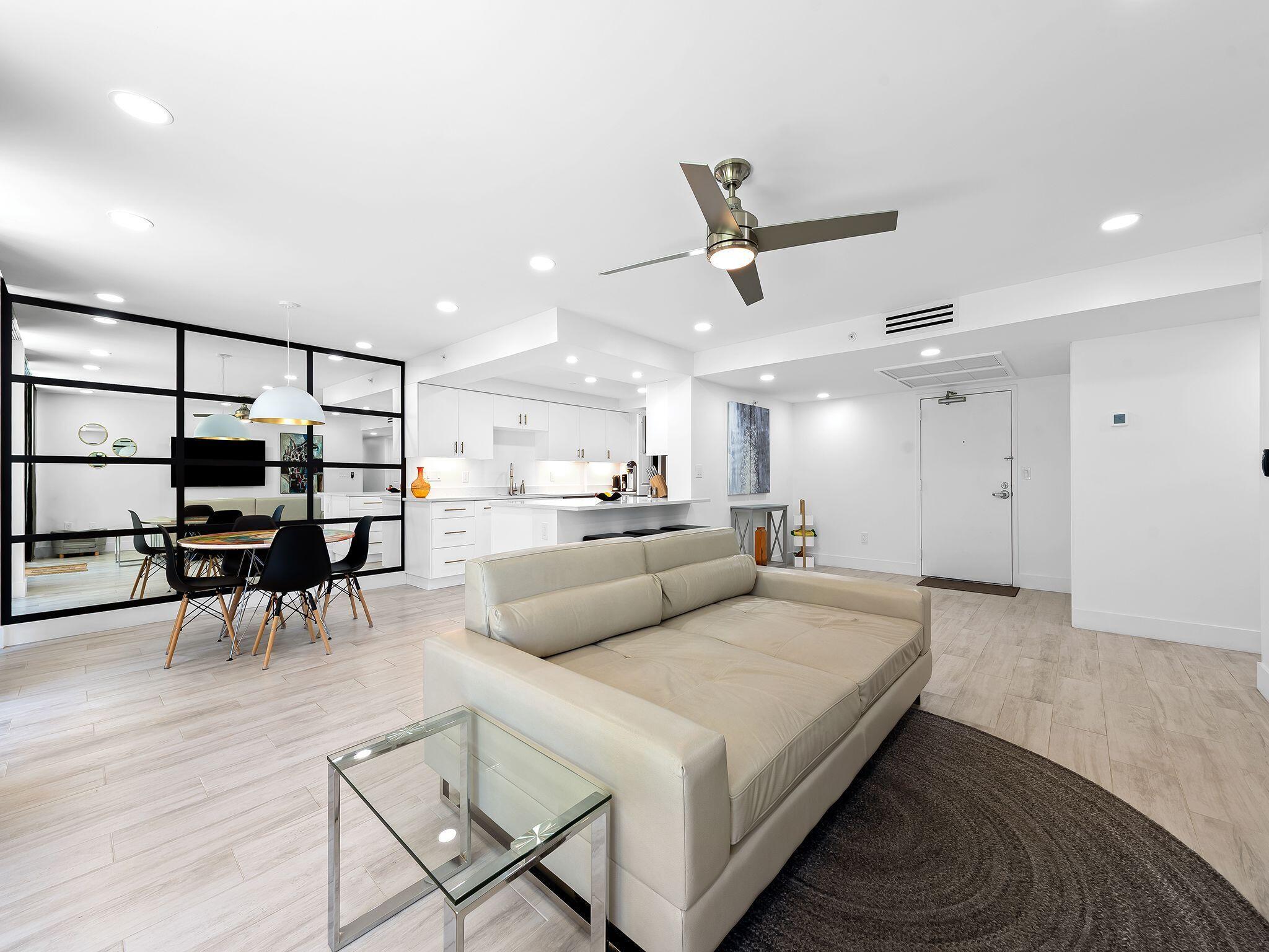 899 Jeffery St #107,Boca Raton, FL 33487