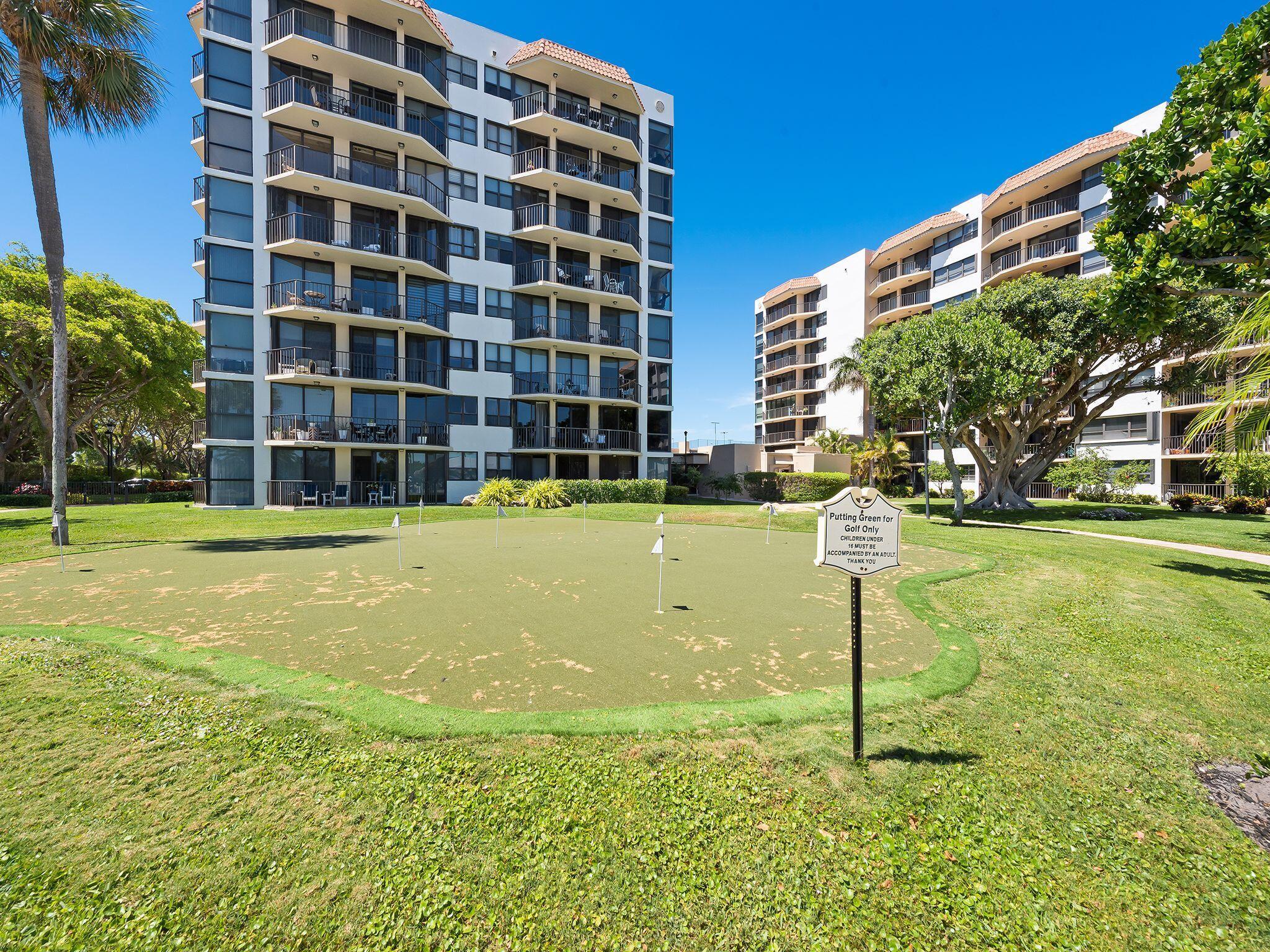 899 Jeffery St #107,Boca Raton, FL 33487