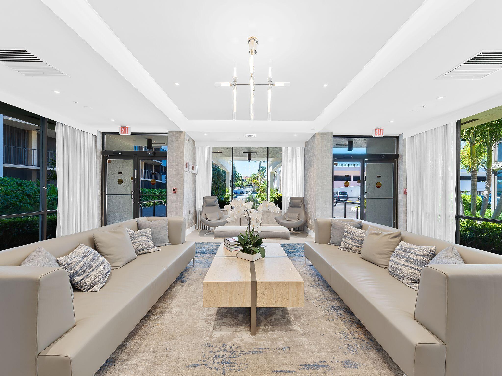 899 Jeffery St #107,Boca Raton, FL 33487