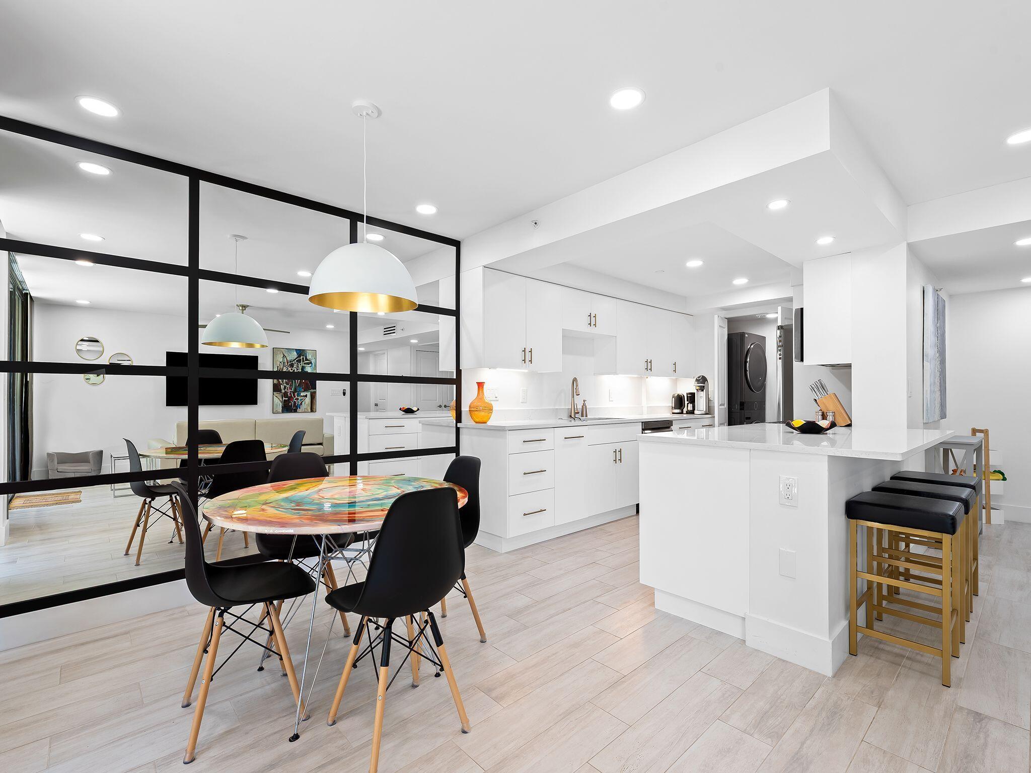 899 Jeffery St #107,Boca Raton, FL 33487