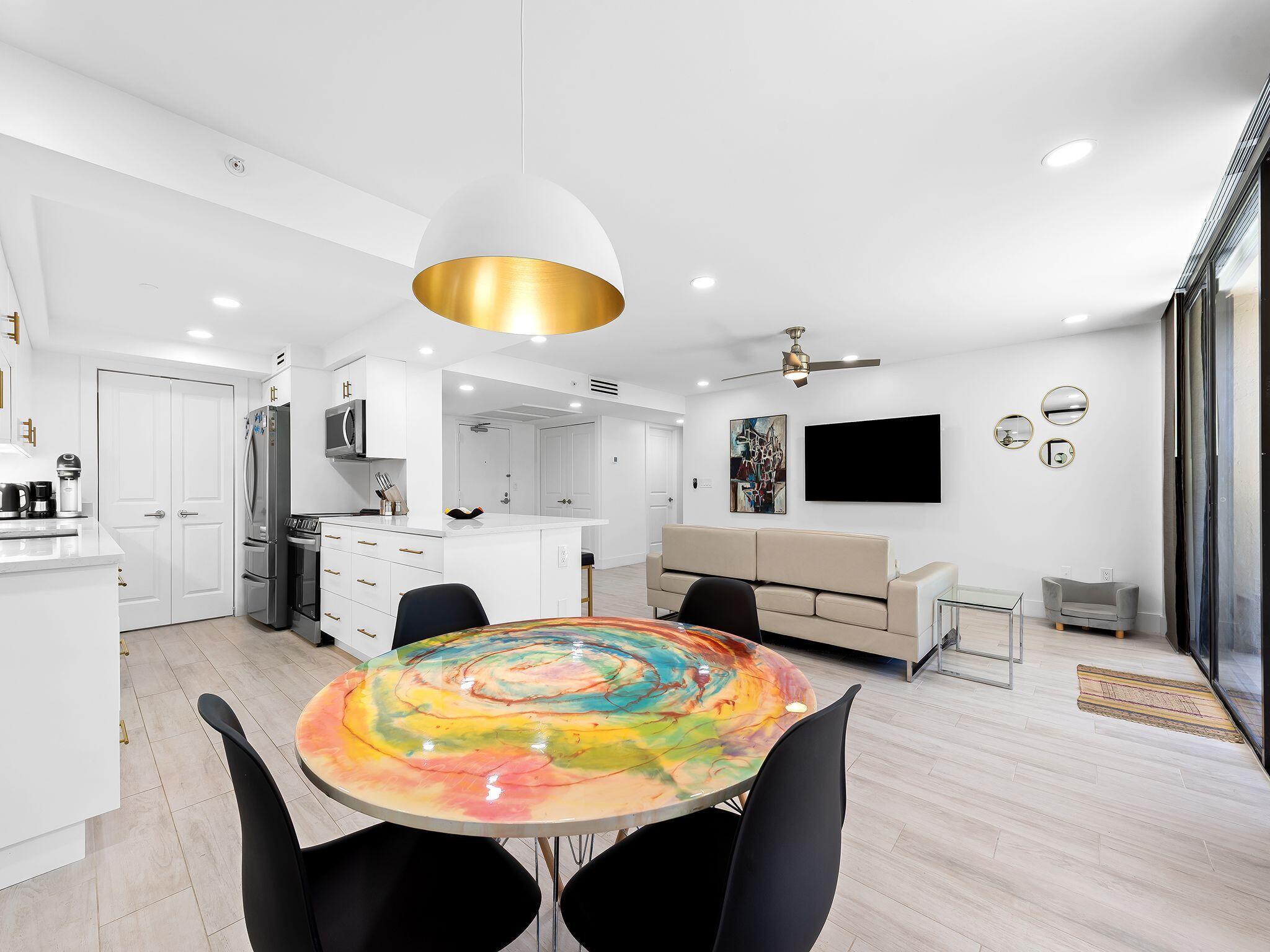 899 Jeffery St #107,Boca Raton, FL 33487