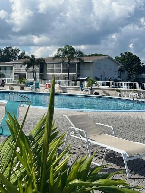 650 Horizon St #210