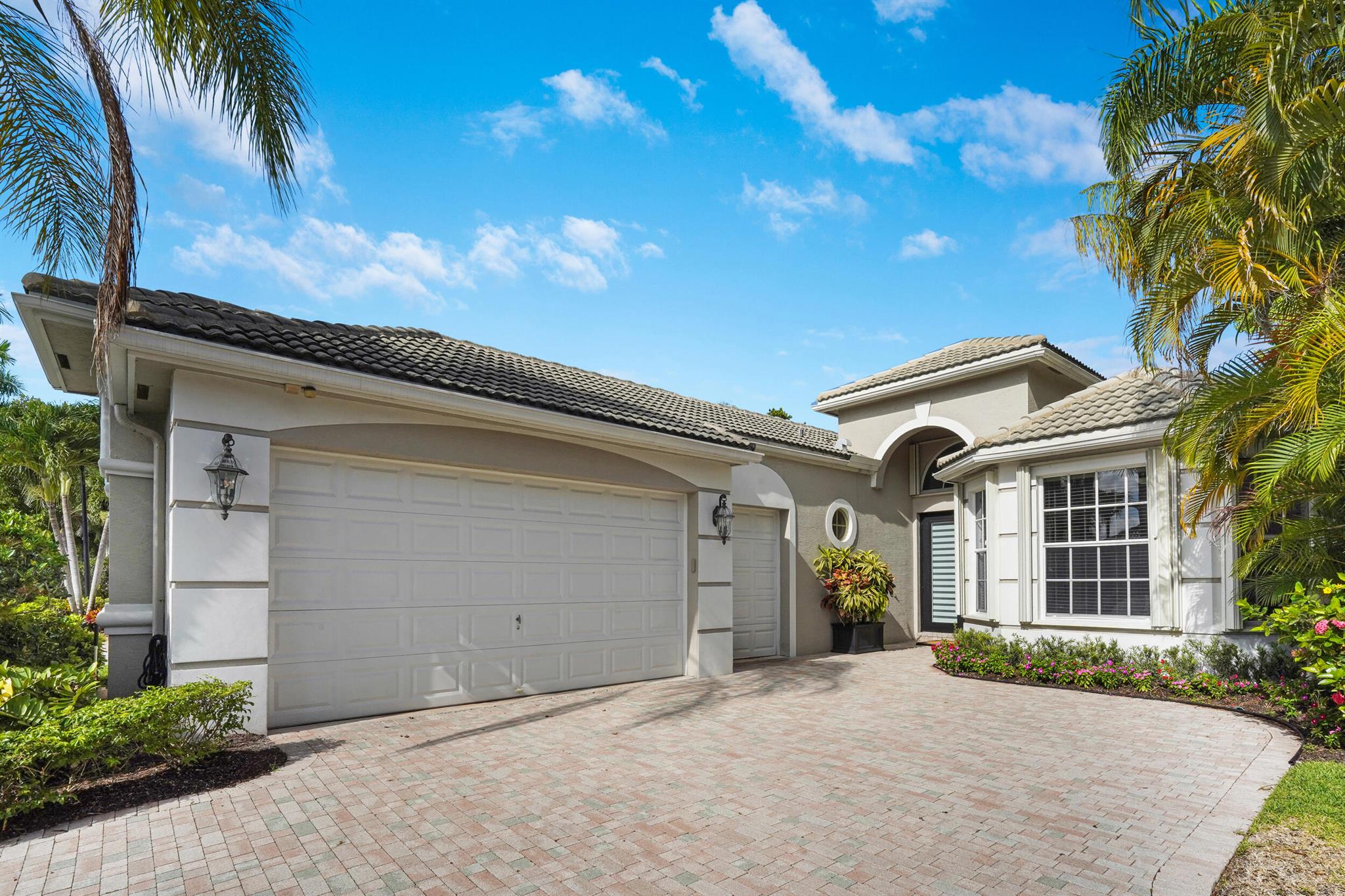 10916 Northgreen Dr