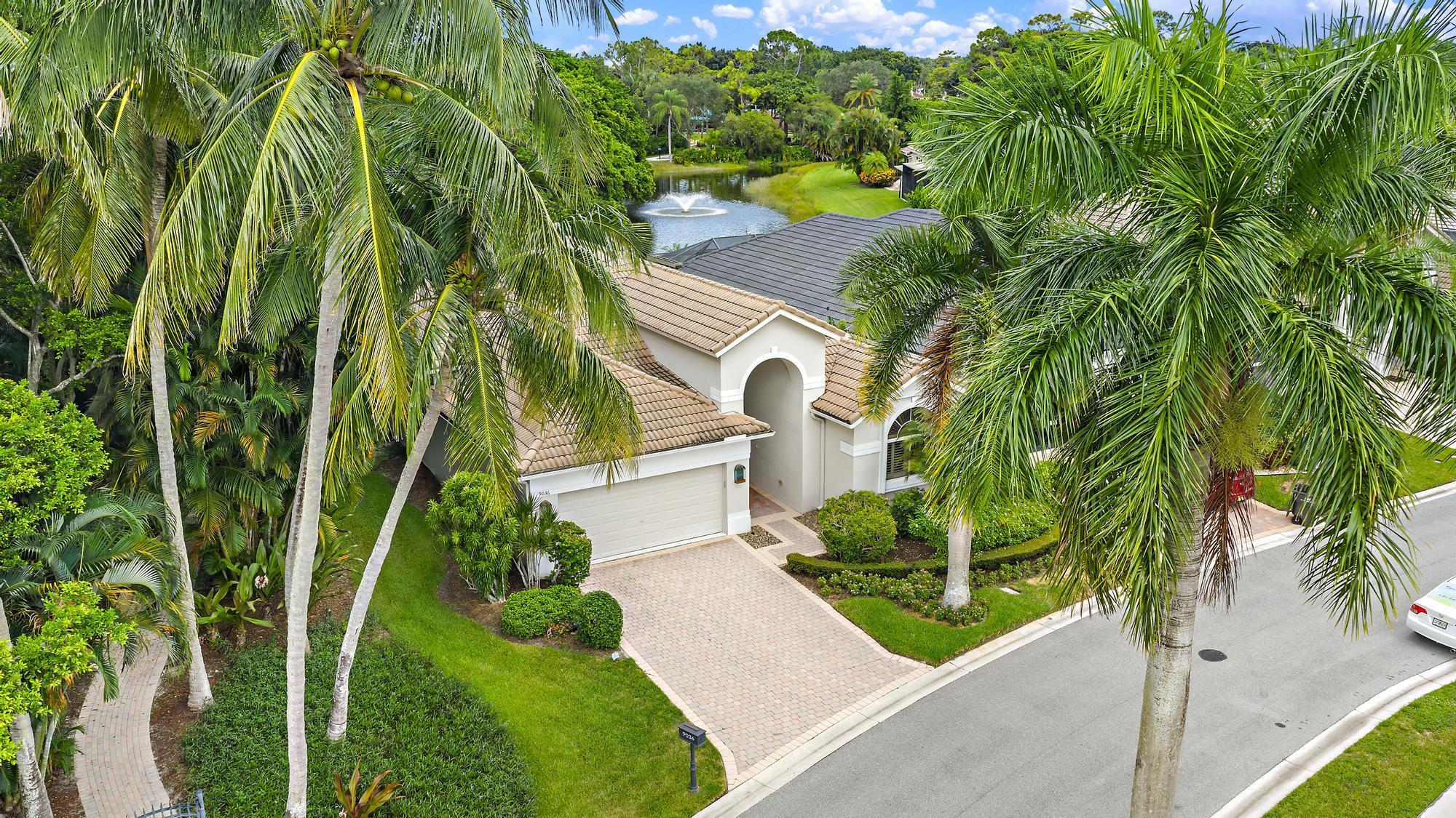 9036 Sand Pine Ln