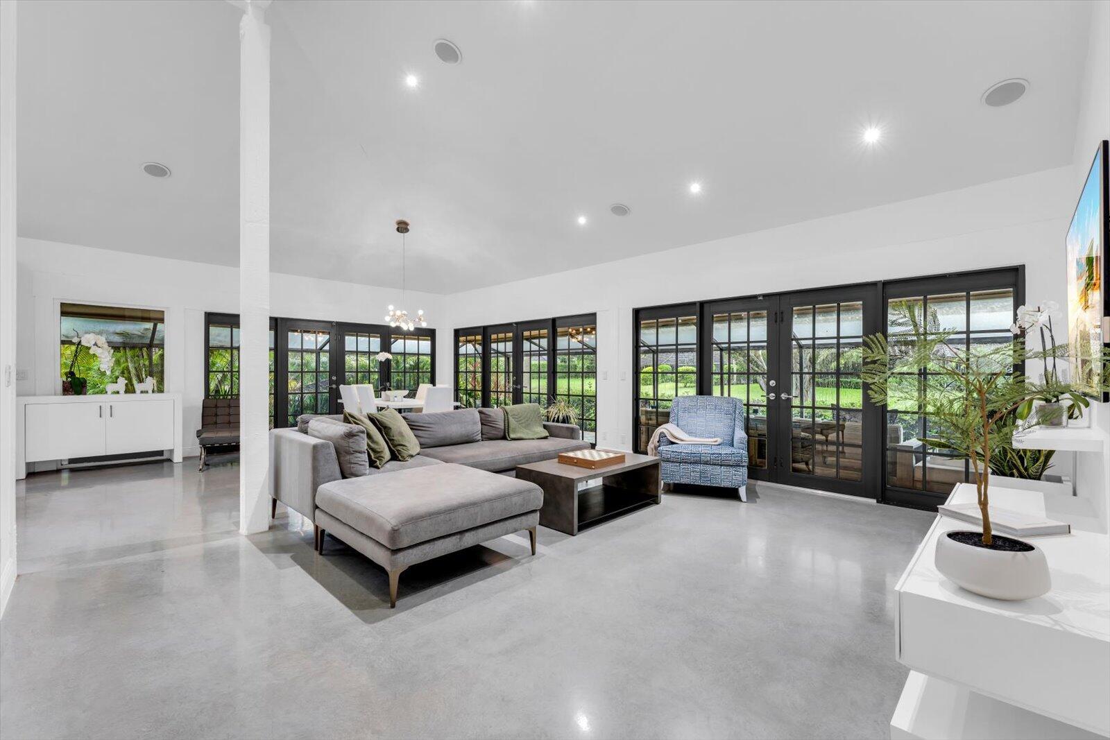 2139 Wightman Dr