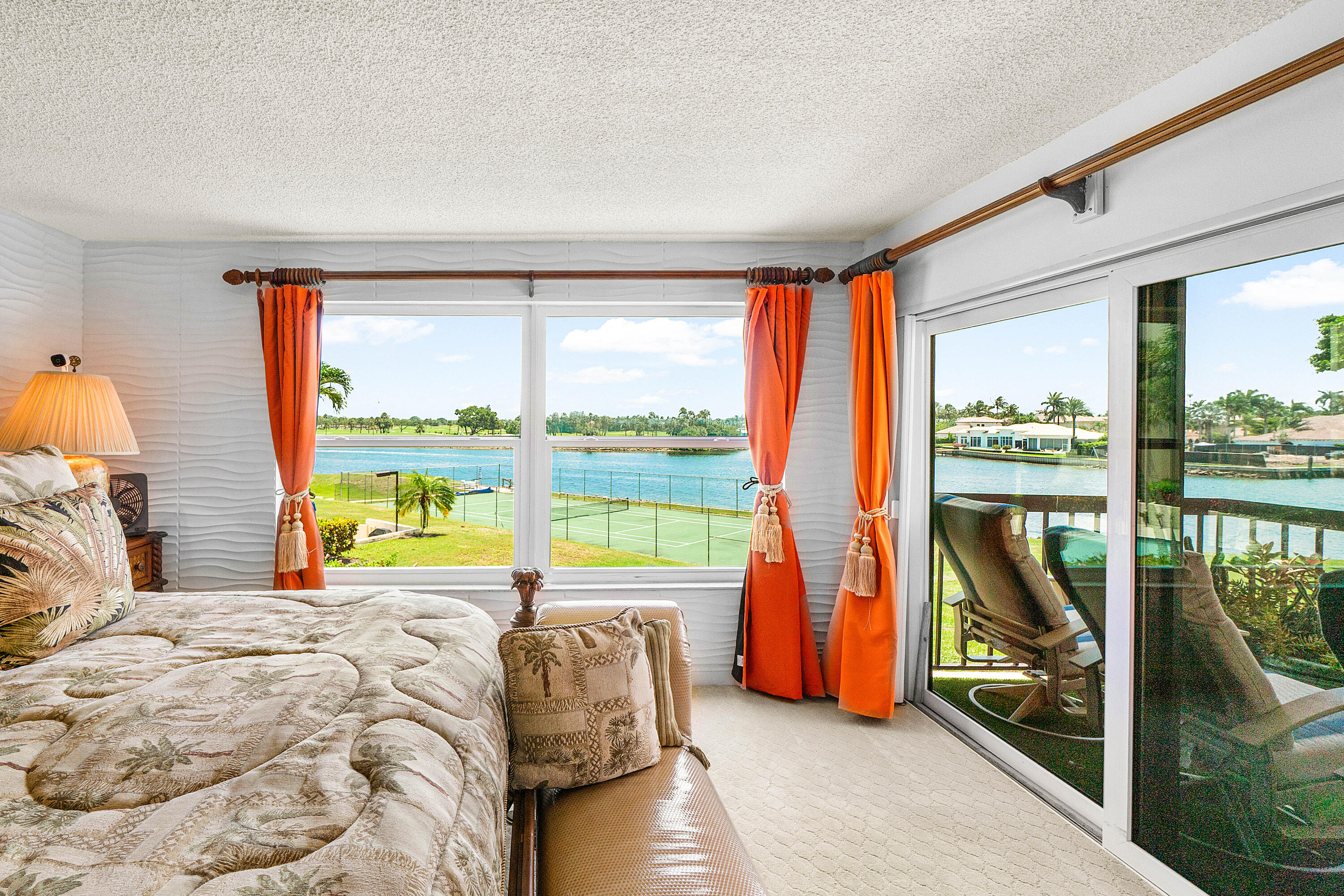 374 Golfview Rd #205