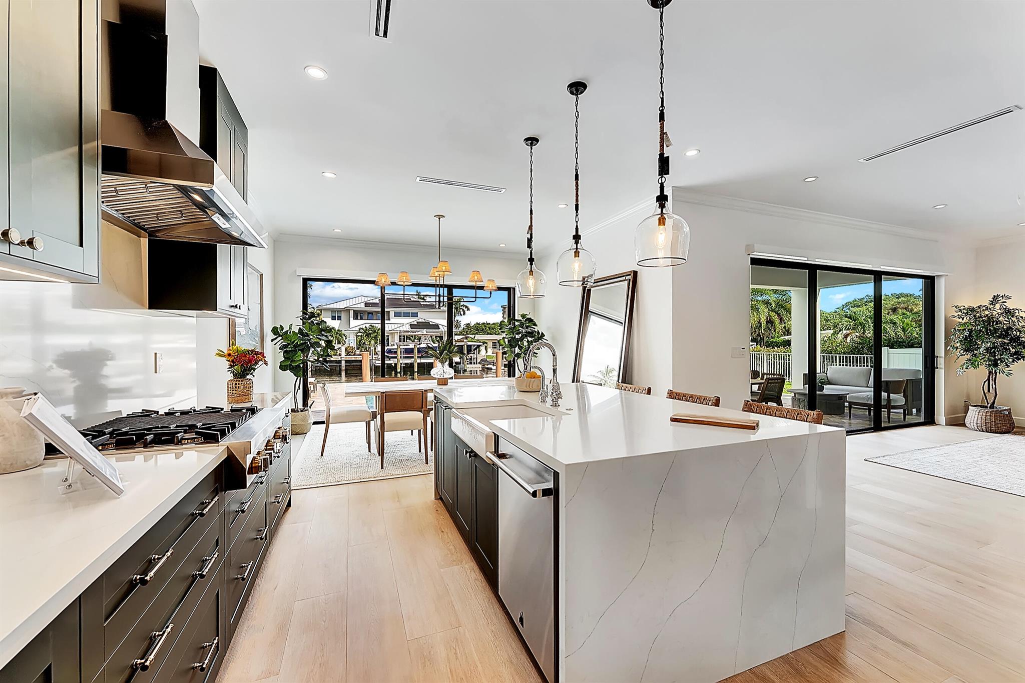 3205 Beacon St Pompano Beach, FL 33062