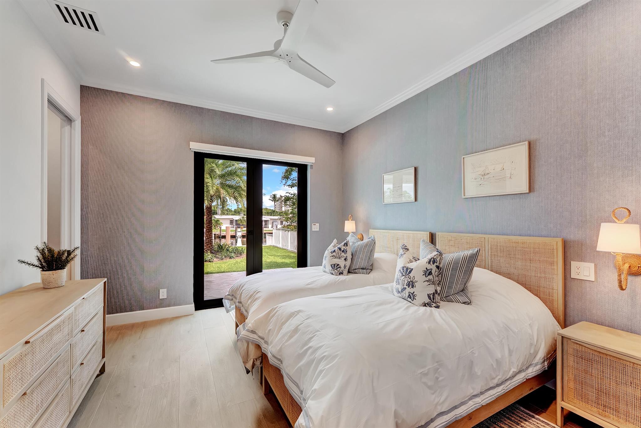 3205 Beacon St Pompano Beach, FL 33062