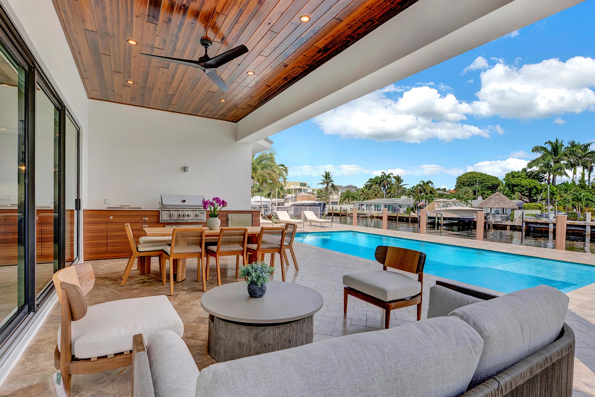 3205 Beacon St Pompano Beach, FL 33062