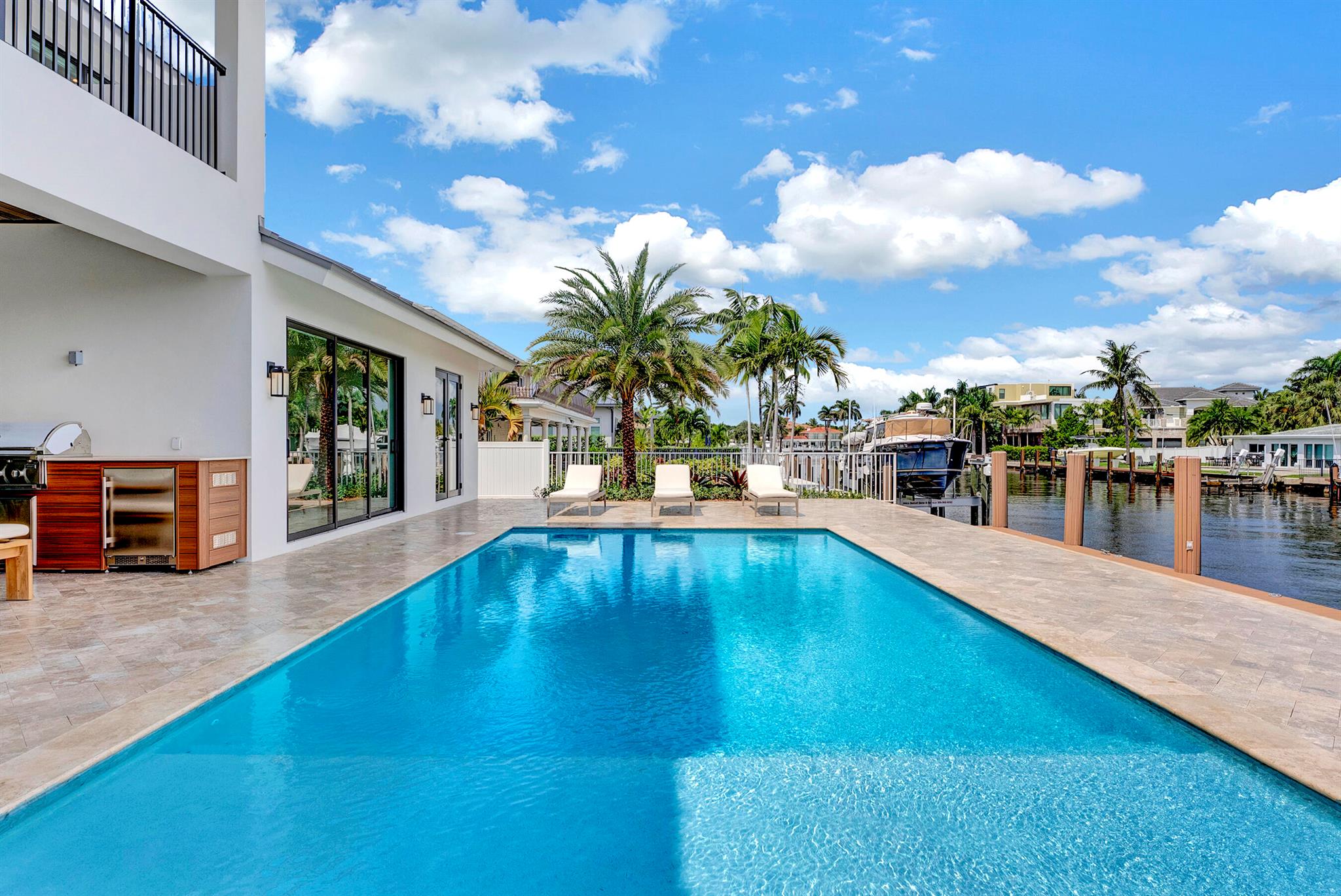 3205 Beacon St Pompano Beach, FL 33062