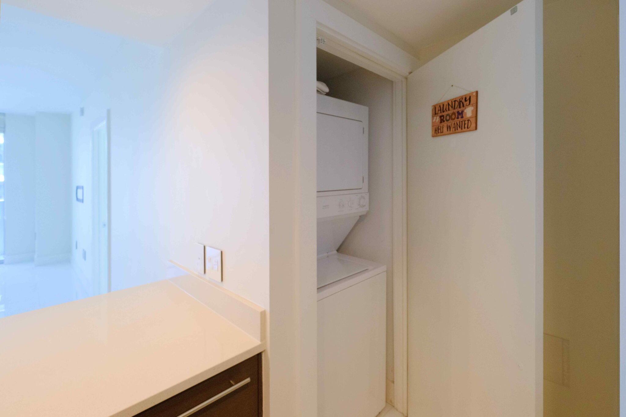 image 500 Brickell West Condo10