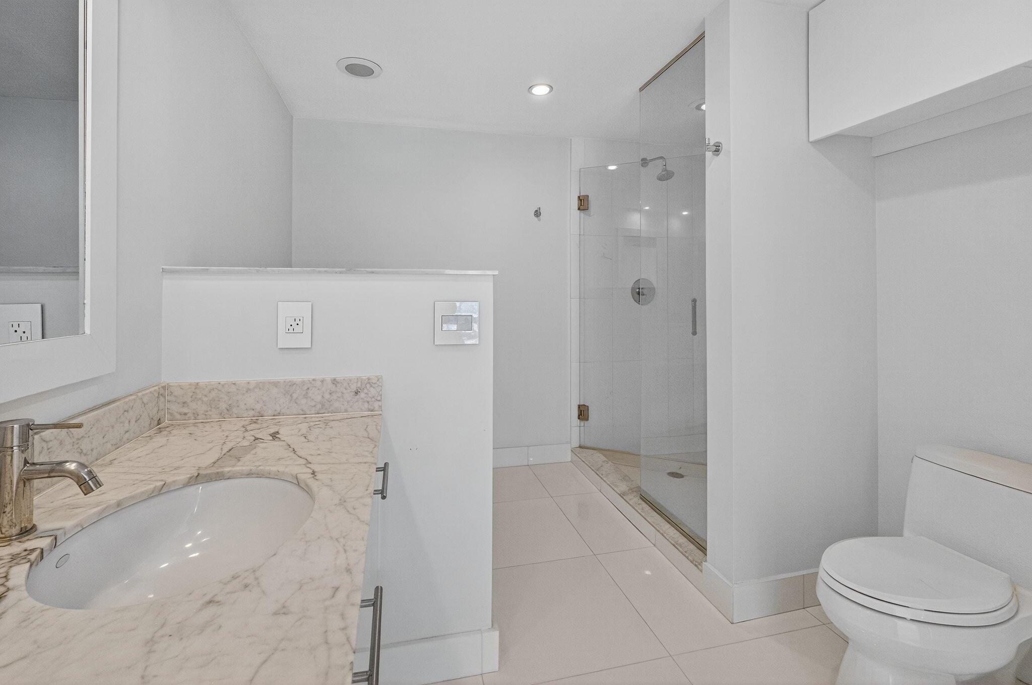 image 500 Brickell West Condo19