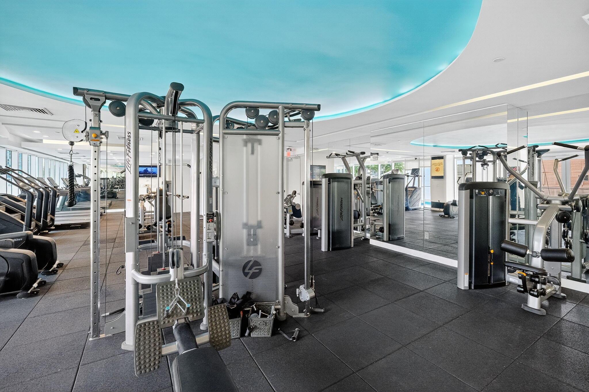 image 500 Brickell West Condo32