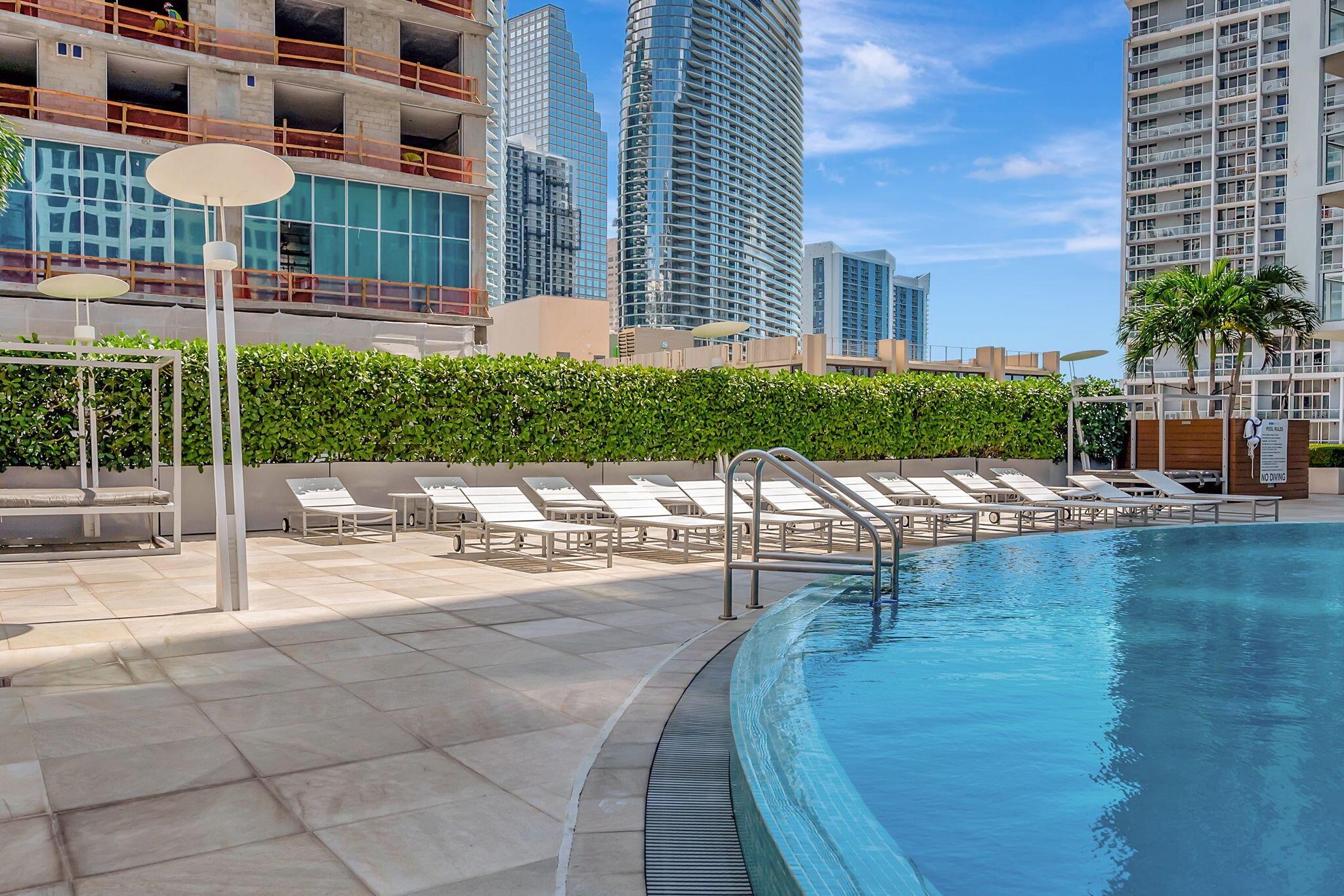 image 500 Brickell West Condo41